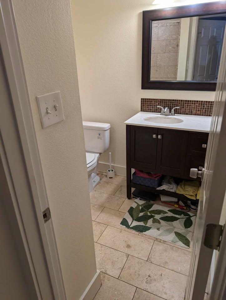 909 Reinli St #136 Property Photo 10