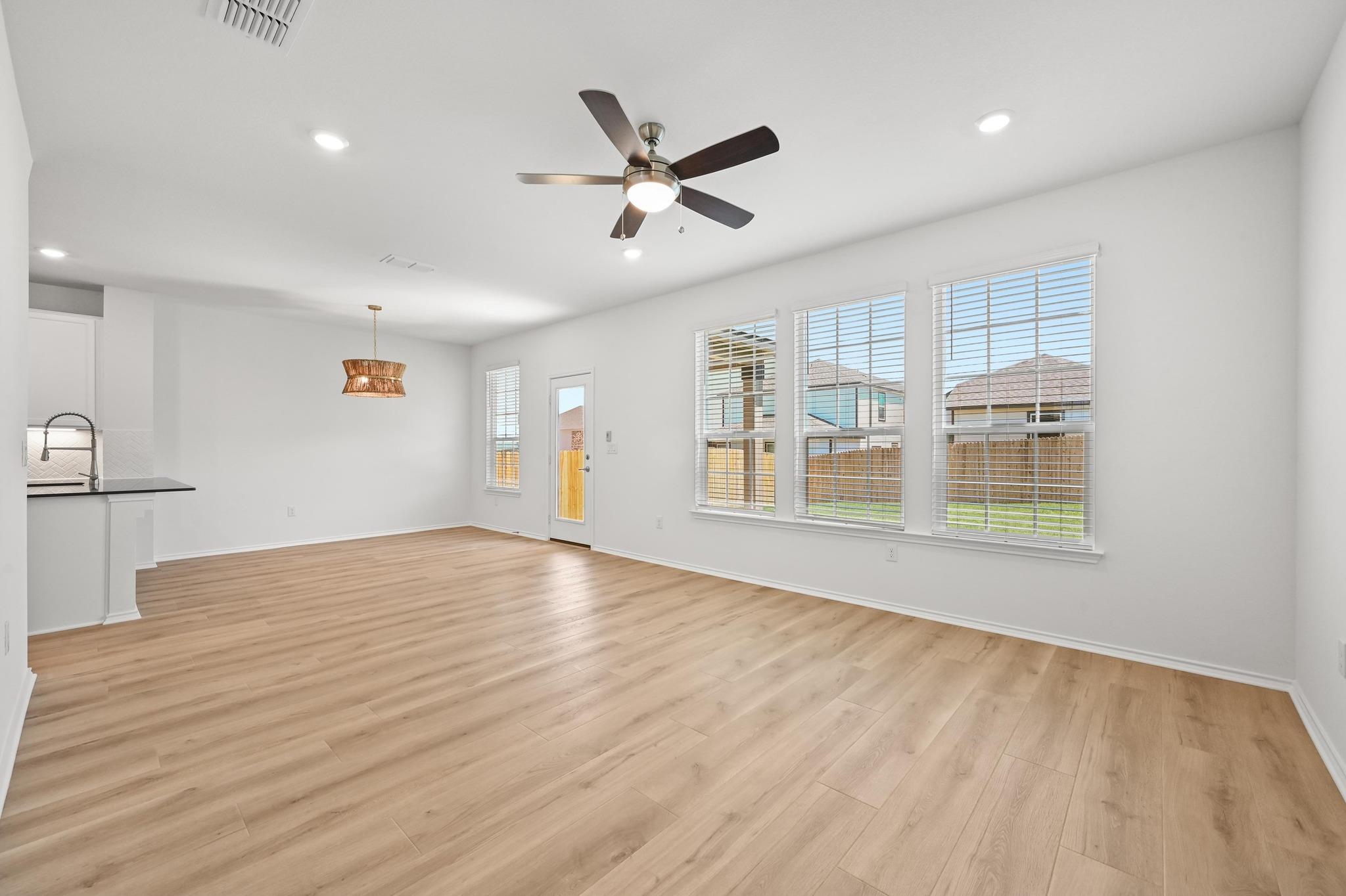 12023 Sagrada St Property Photo 6