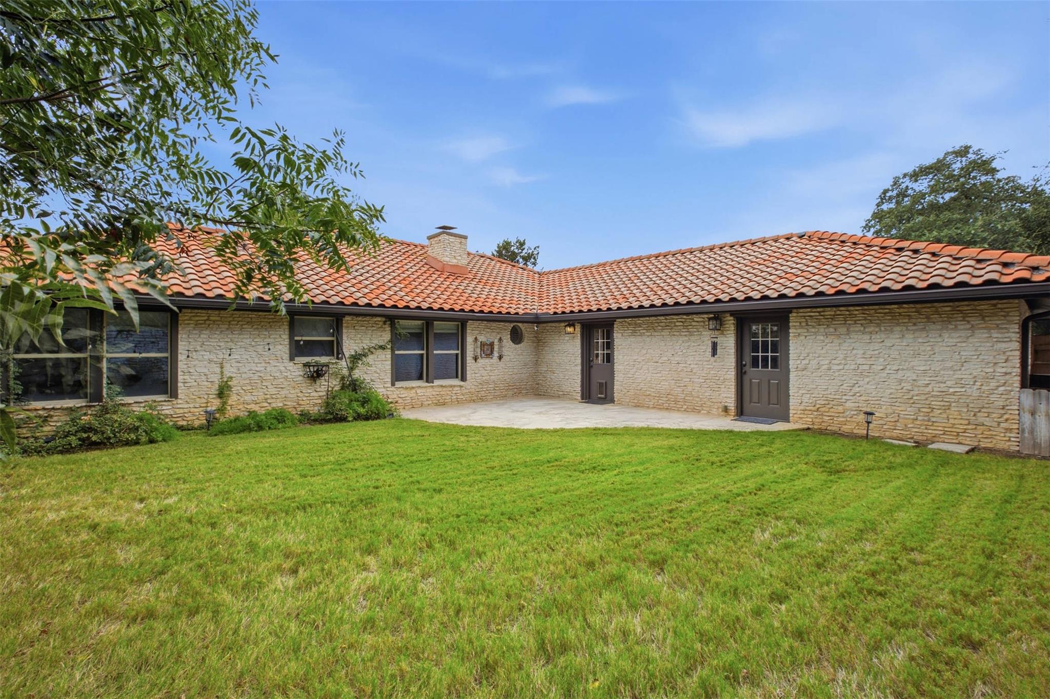 105 Tallstar Dr Property Photo 22