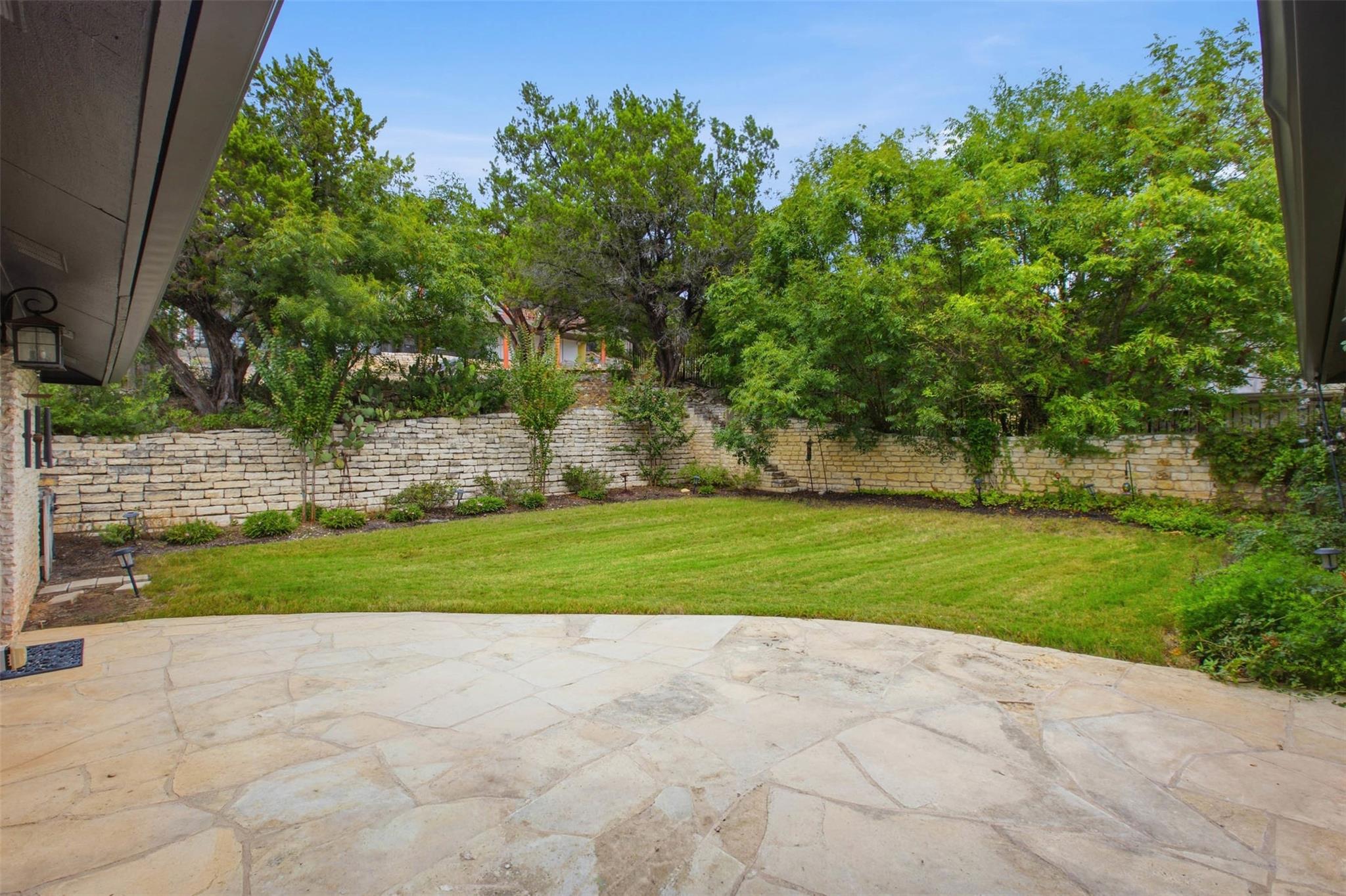 105 Tallstar Dr Property Photo 24
