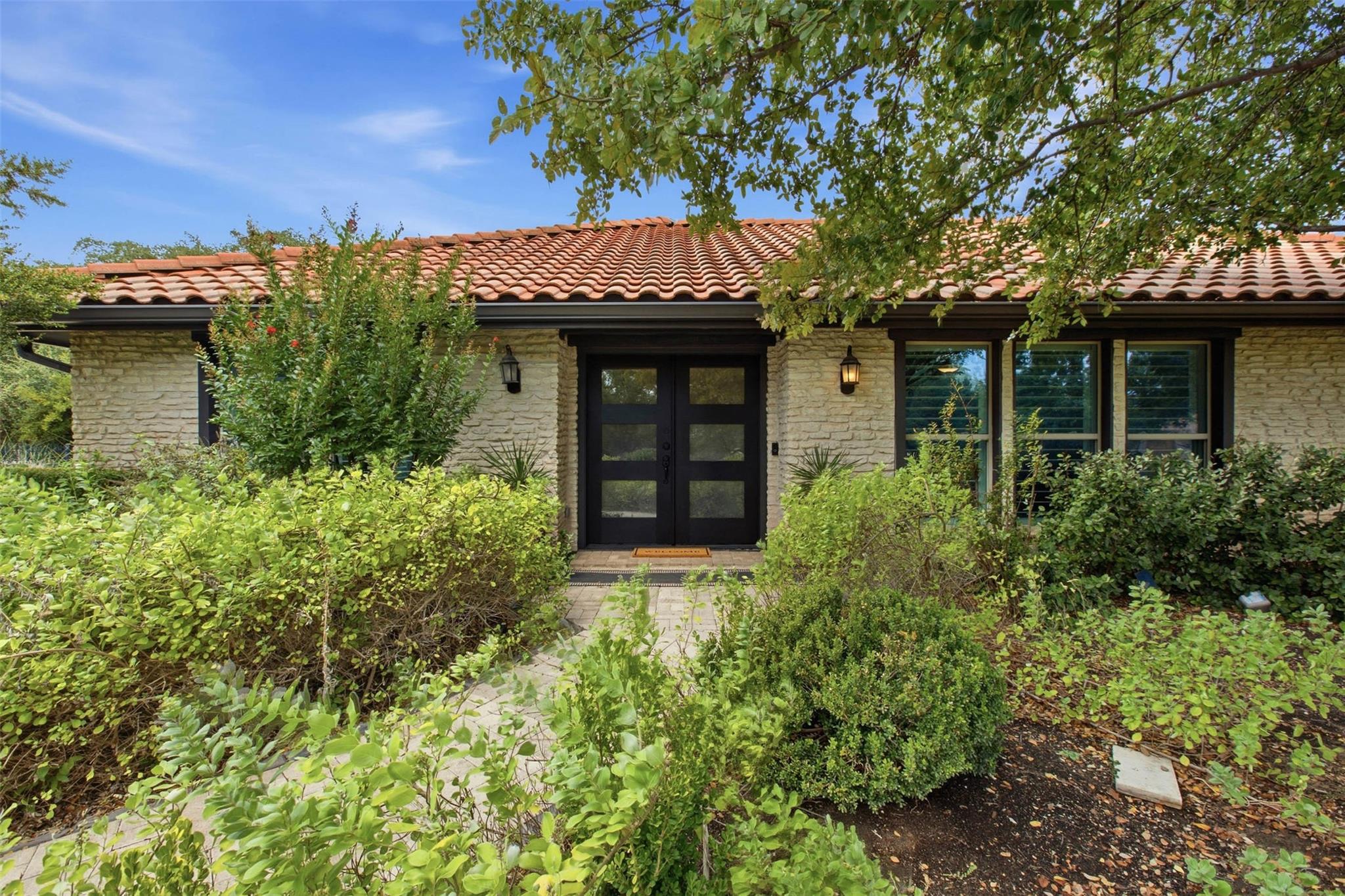 105 Tallstar Dr Property Photo 30