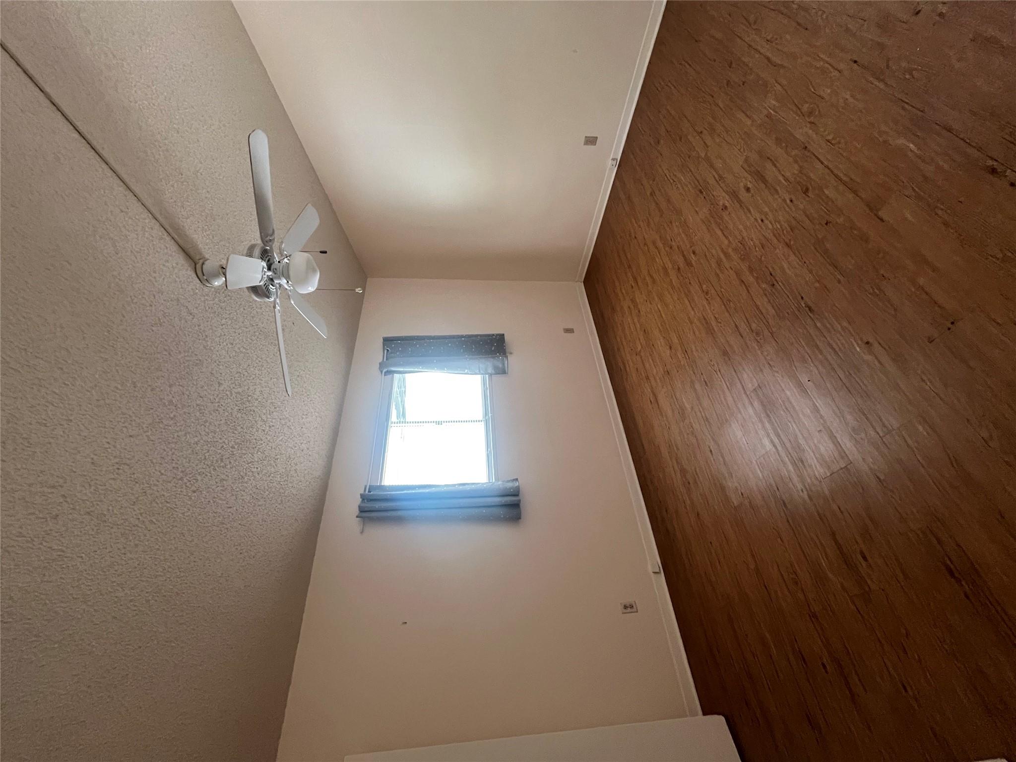 208 E 31st St #5 Property Photo 14