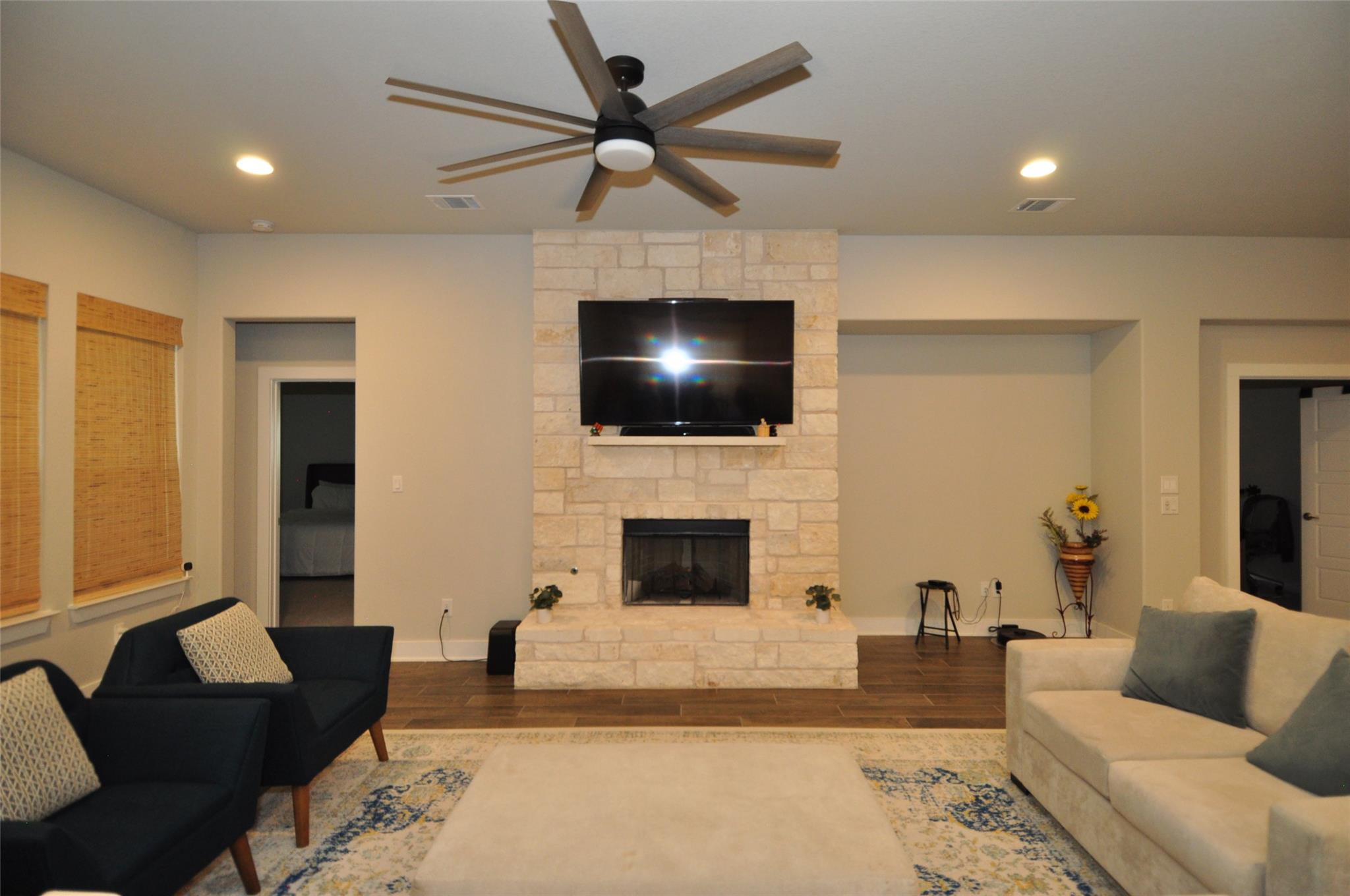 120 Sail Wind Way Property Photo 9