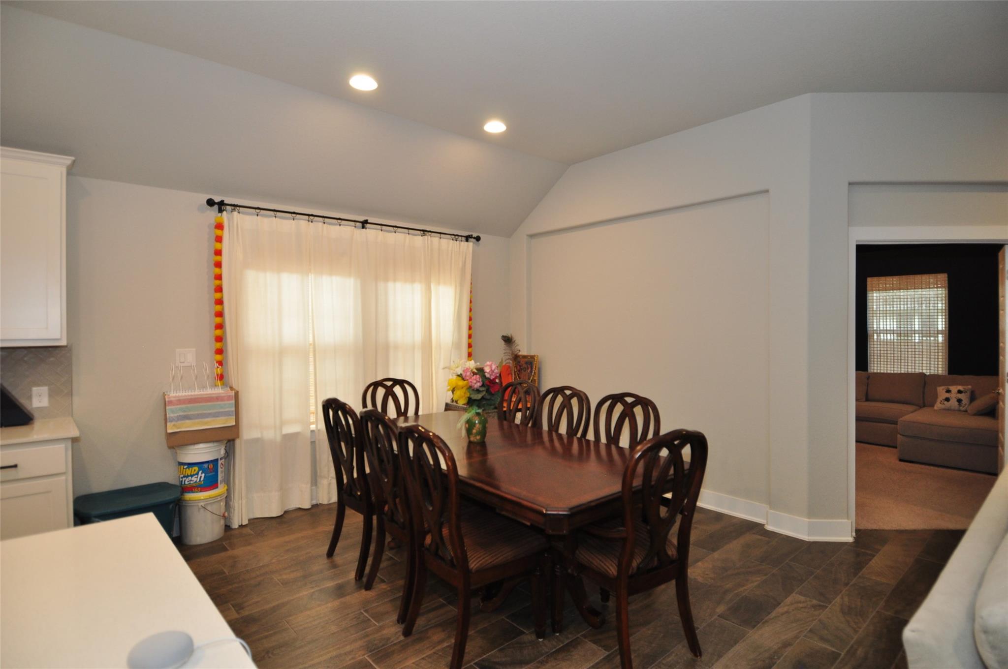 120 Sail Wind Way Property Photo 11