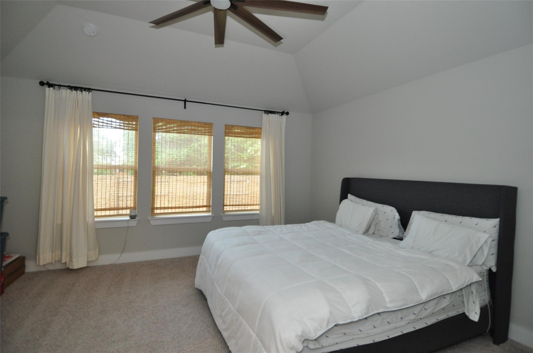 120 Sail Wind Way Property Photo 18