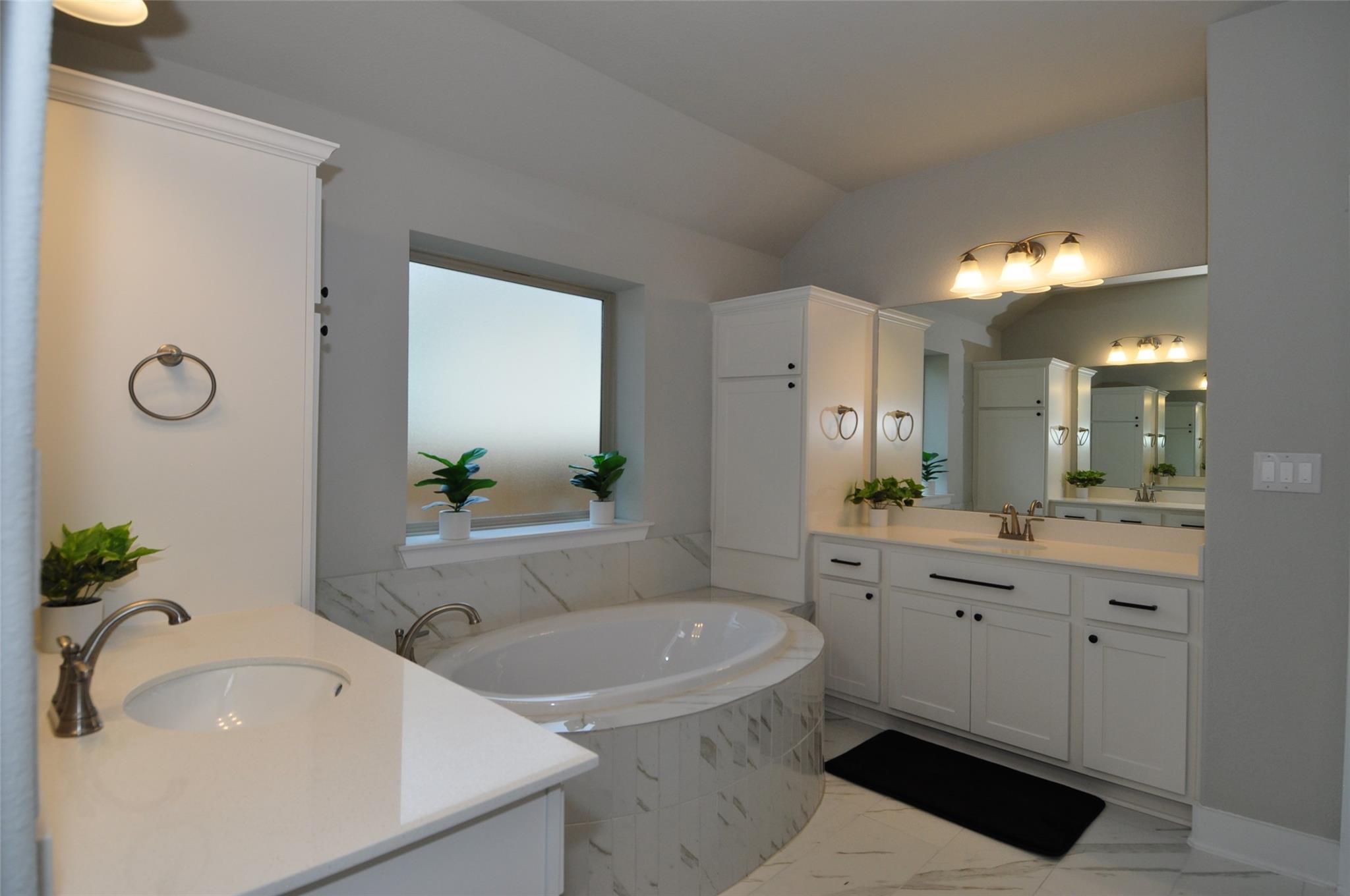 120 Sail Wind Way Property Photo 20