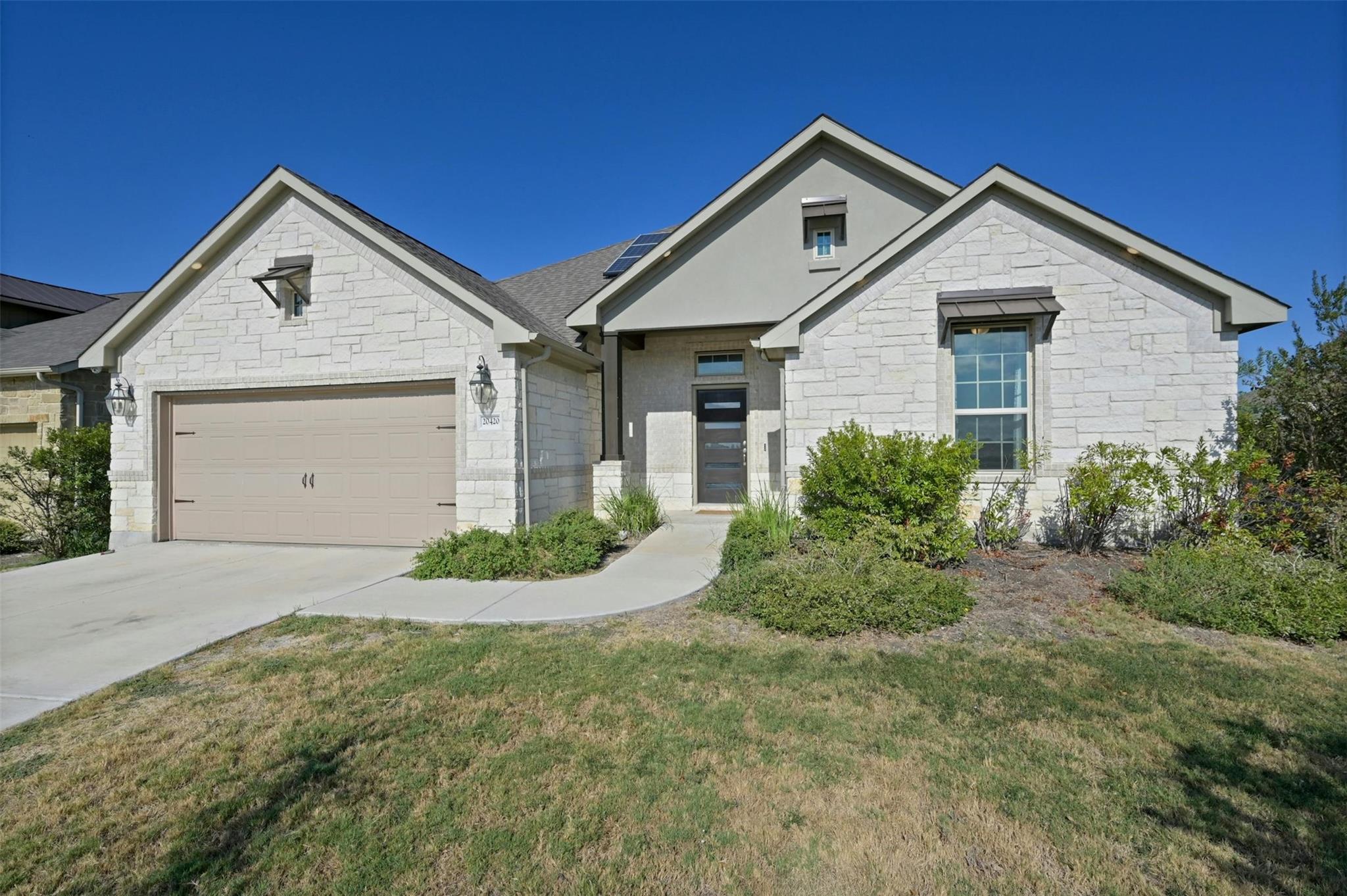 20420 Crested Caracara Ln Property Photo 2