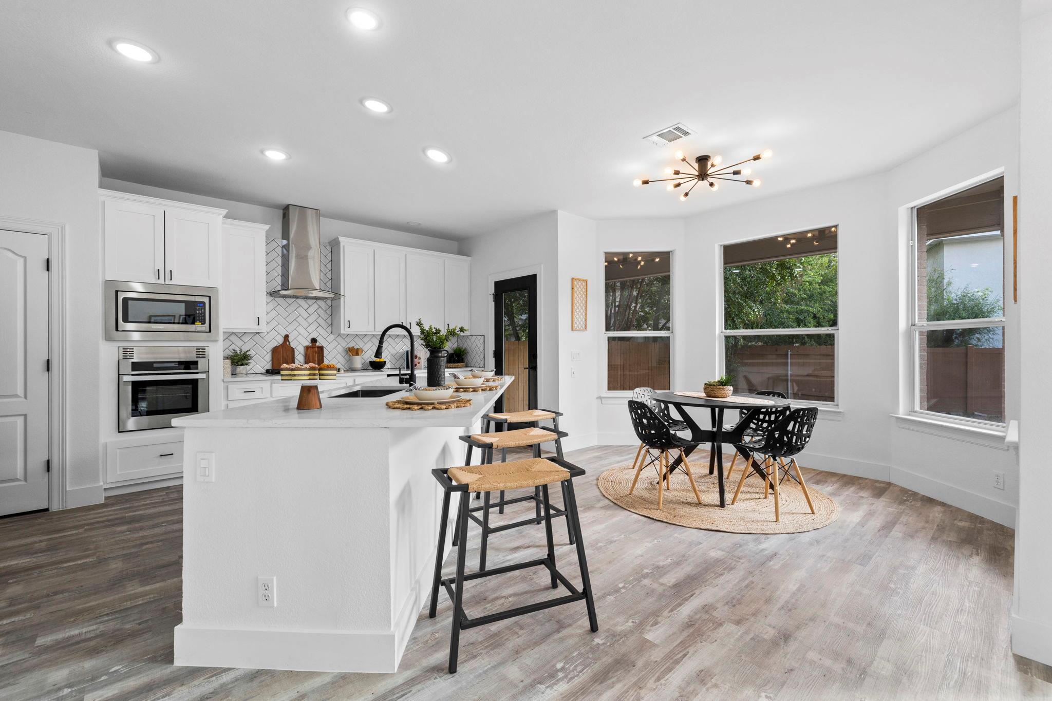 10909 River Plantation Dr Property Photo 16