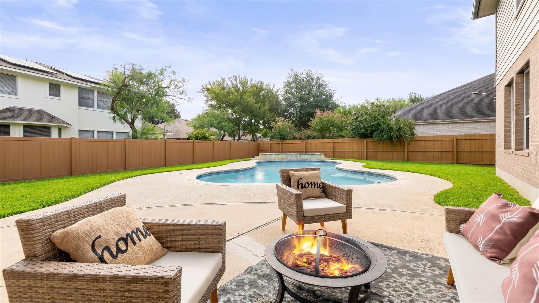 10909 River Plantation Dr Property Photo 35