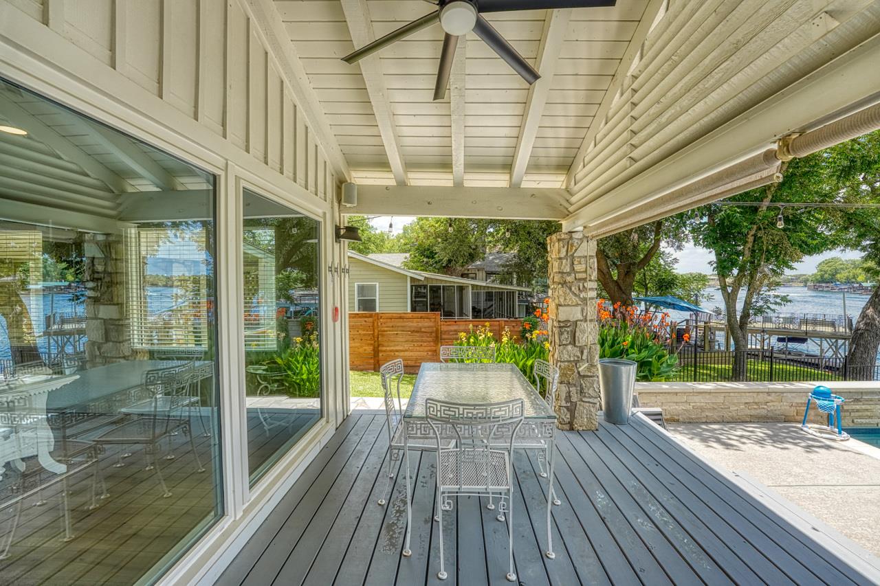 1304 S Lakeside Dr Property Photo 7