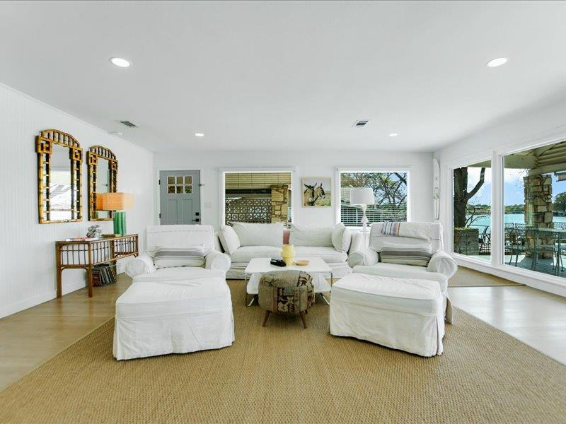 1304 S Lakeside Dr Property Photo 17