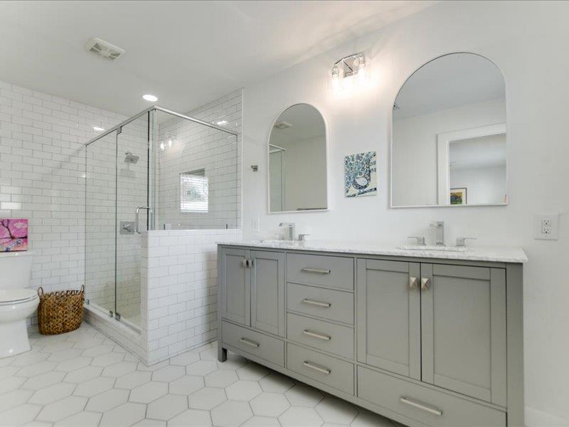 1304 S Lakeside Dr Property Photo 24