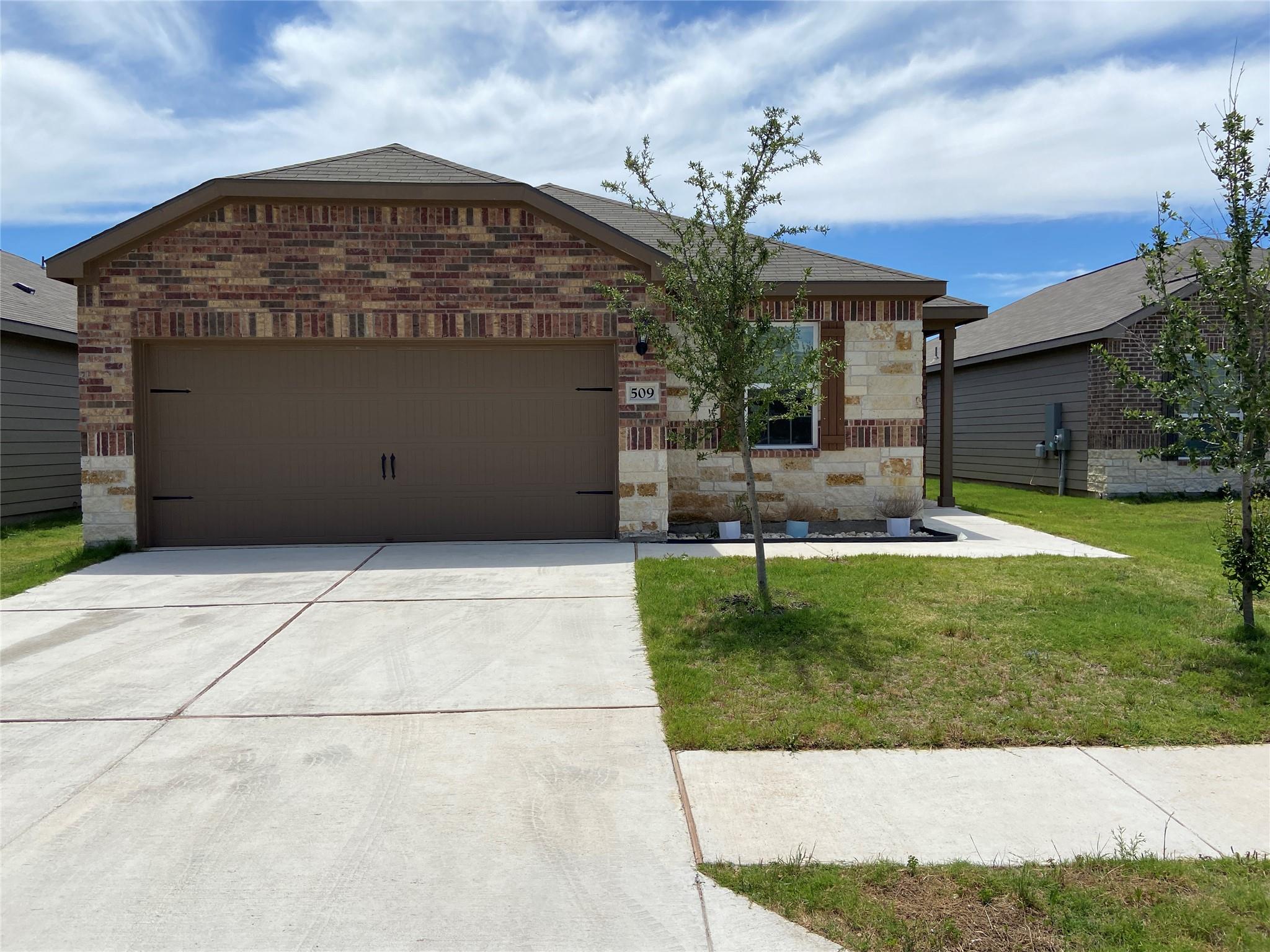 509 Congress Way Property Photo 1