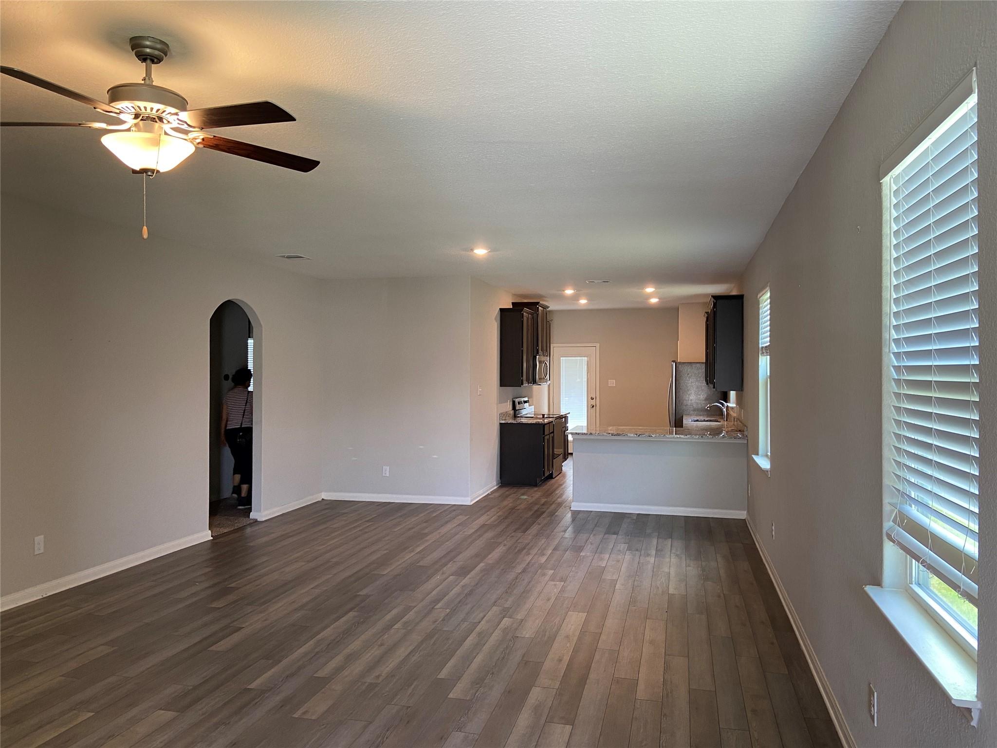 509 Congress Way Property Photo 5