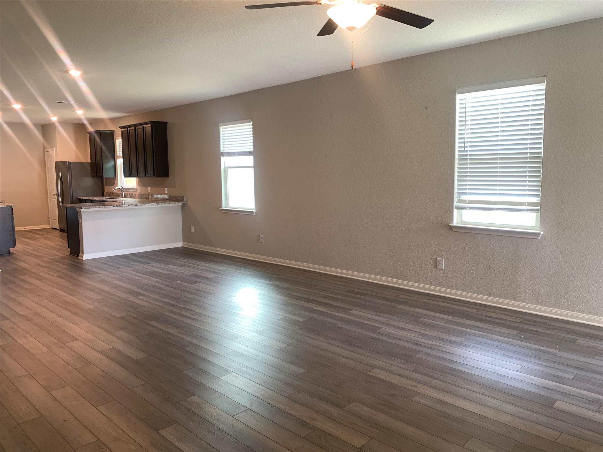 509 Congress Way Property Photo 7