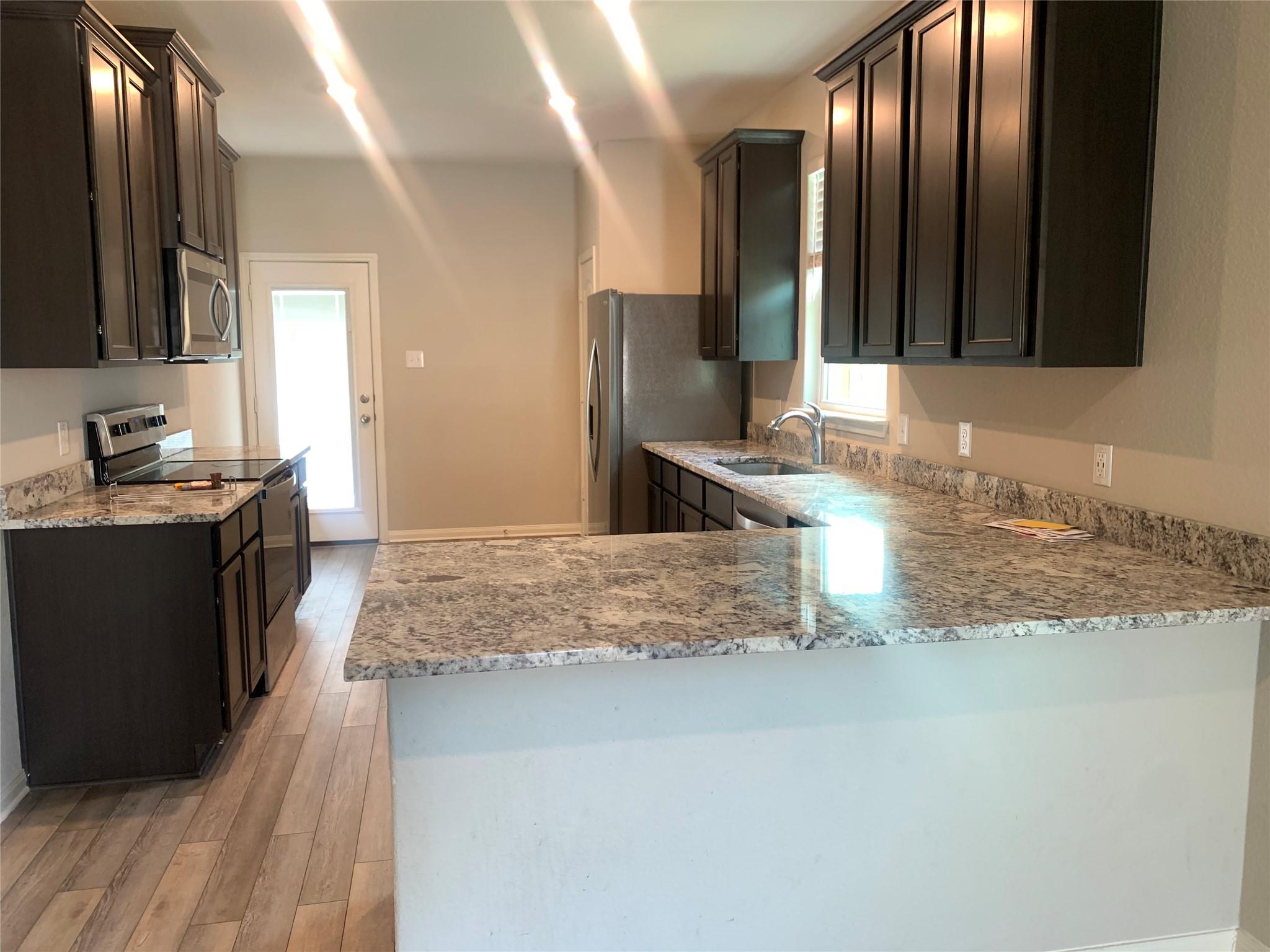 509 Congress Way Property Photo 8