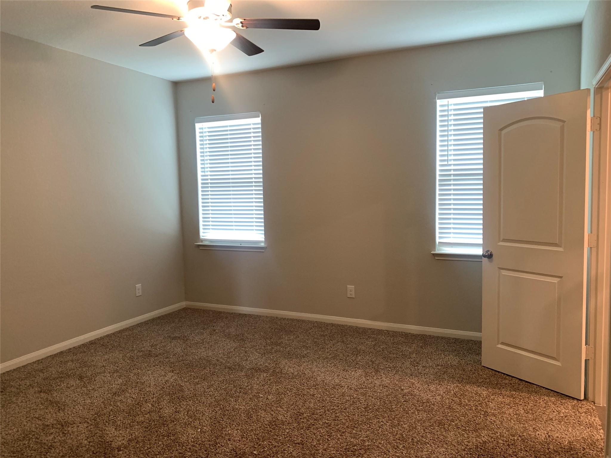 509 Congress Way Property Photo 18