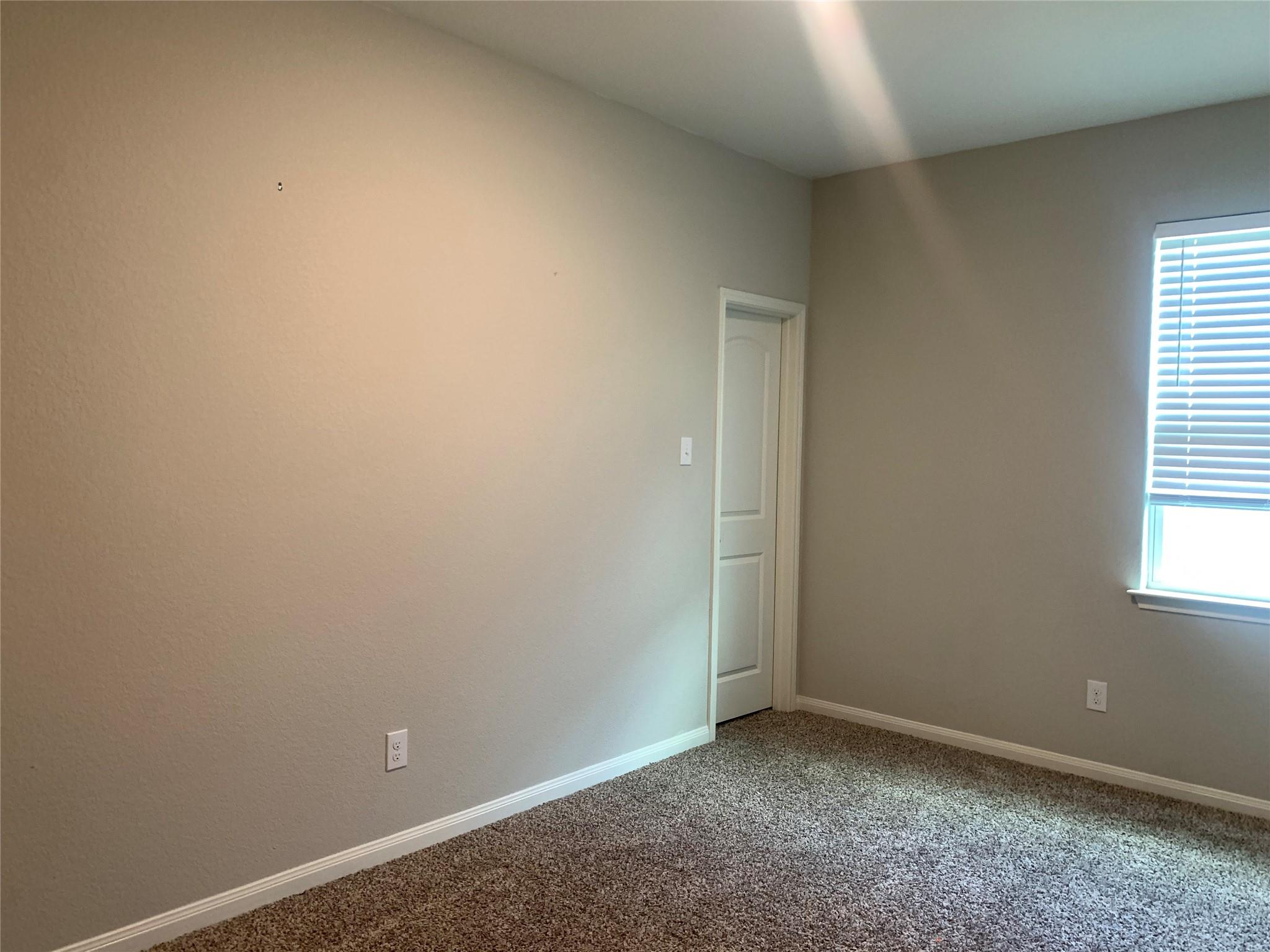 509 Congress Way Property Photo 34