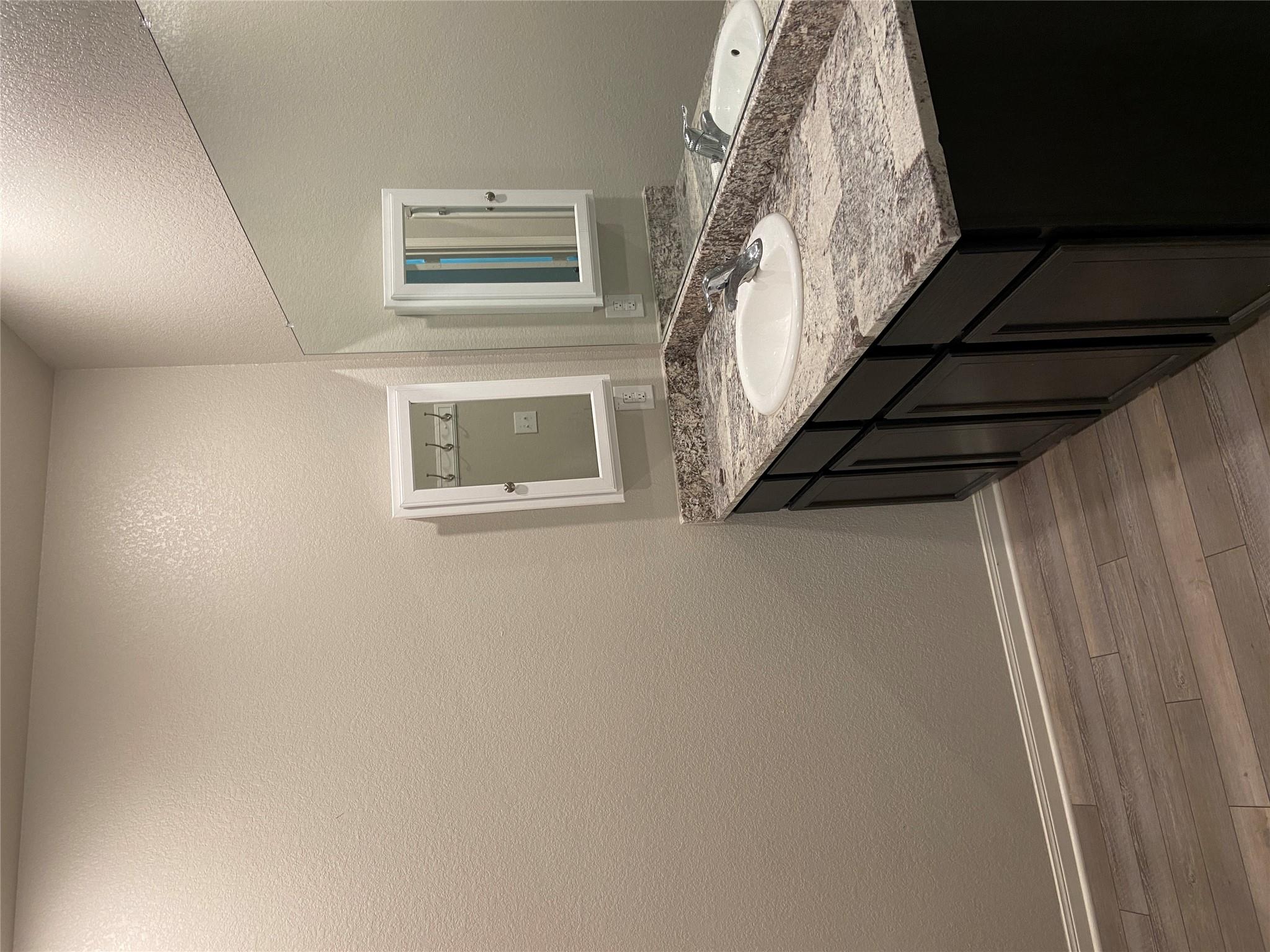 509 Congress Way Property Photo 36