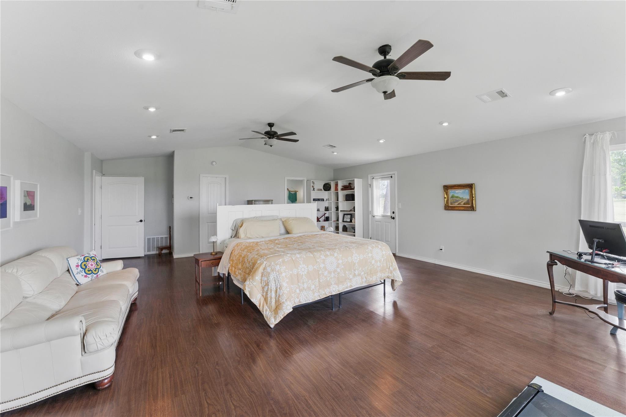 366 Arrow Hl Property Photo 18