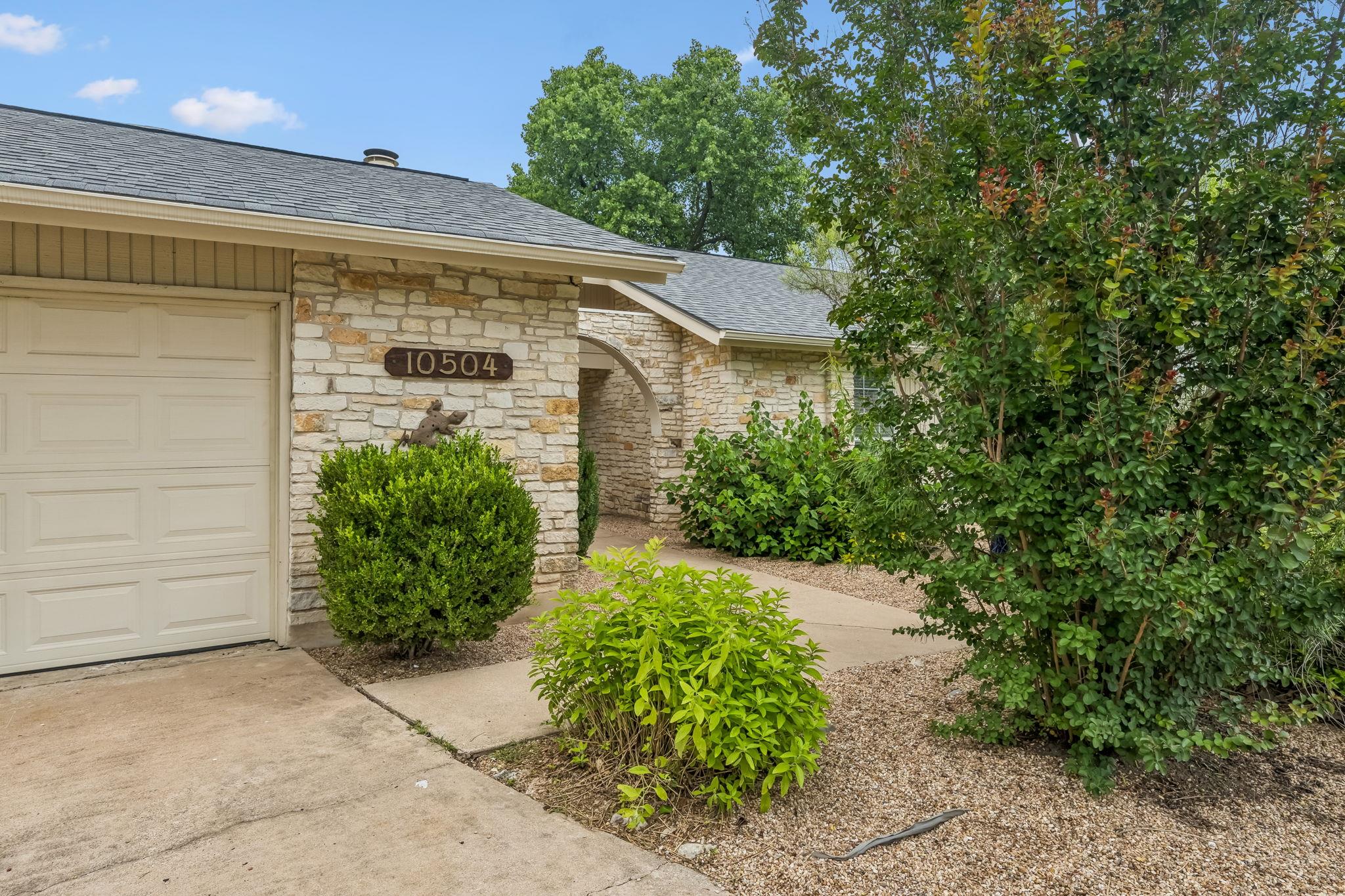 10504 Wagon Gap Dr Property Photo 1