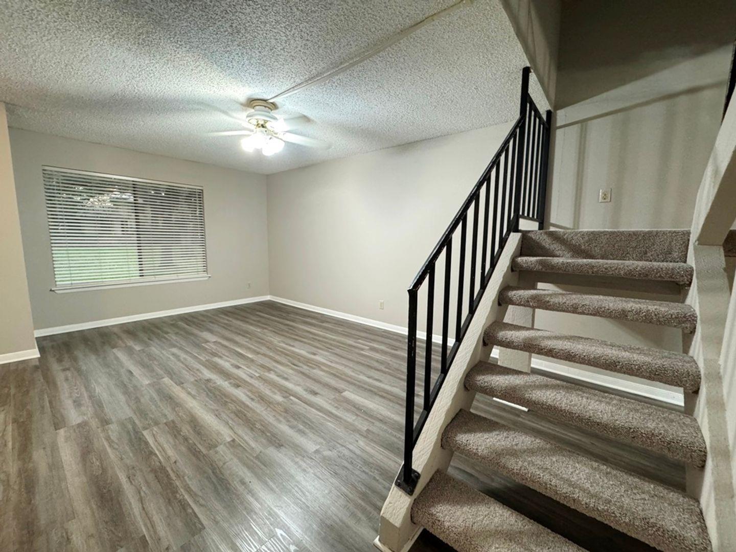 9502 Quail Village Ln Property Photo 15