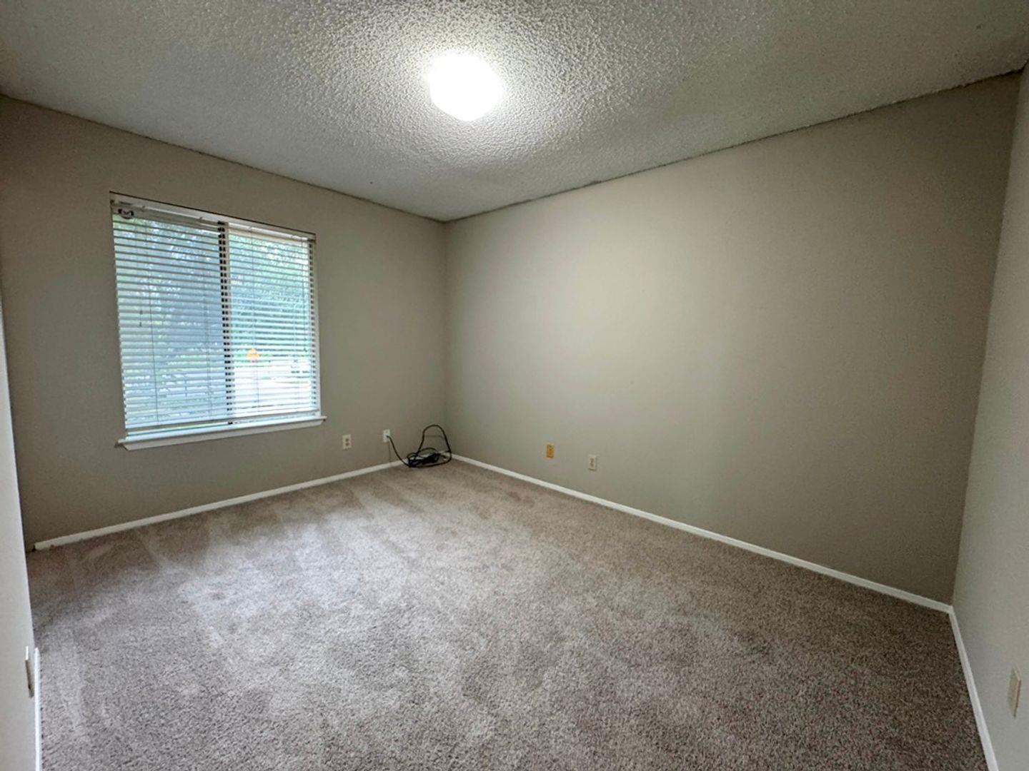 9502 Quail Village Ln Property Photo 18