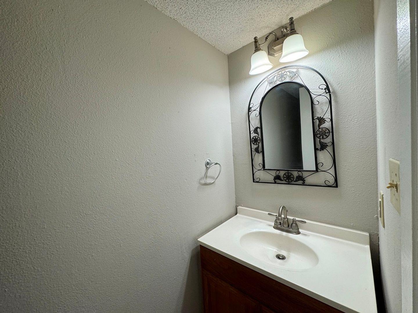 9502 Quail Village Ln Property Photo 33