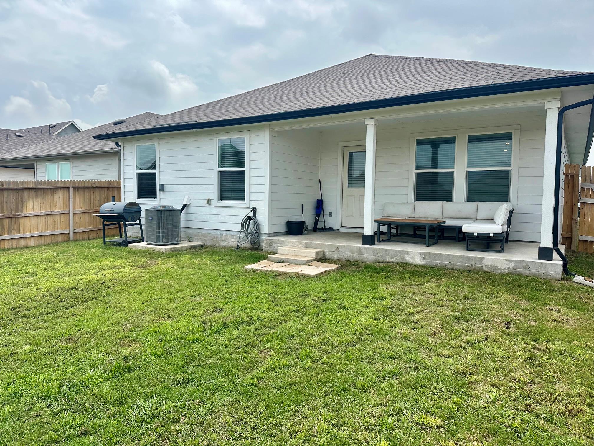 1733 James St Property Photo 34