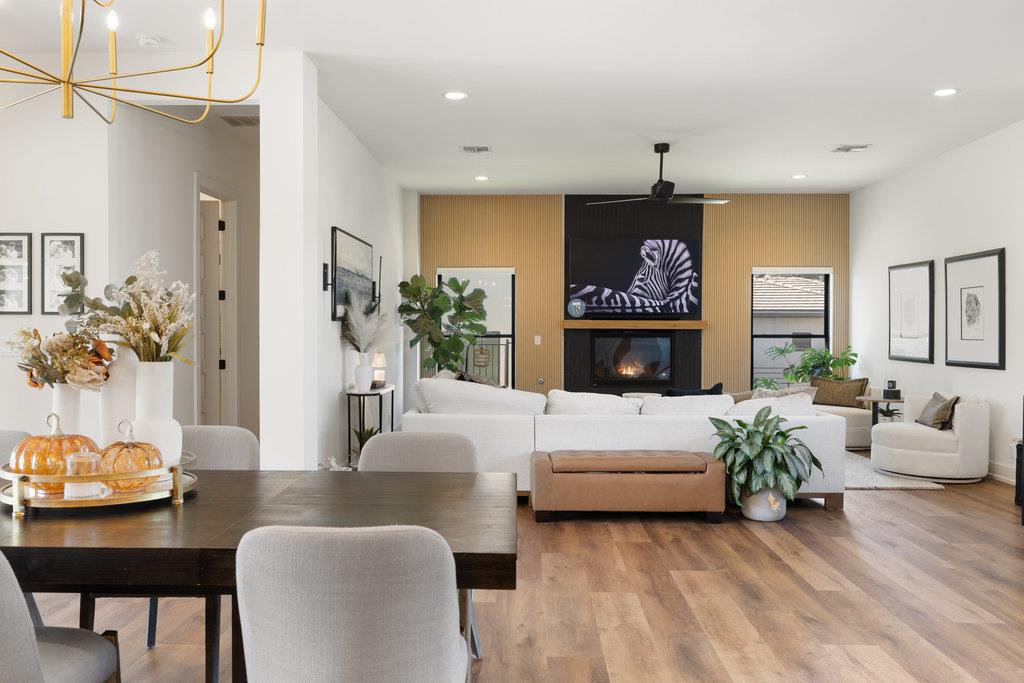 223 Golden Bear Dr Property Photo 6