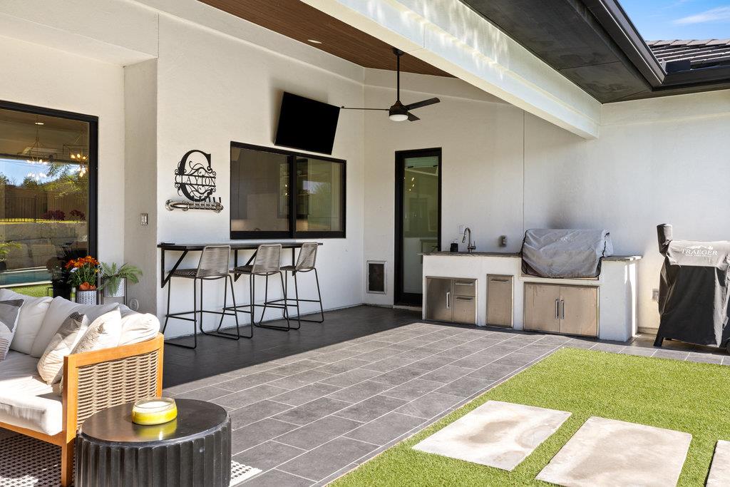 223 Golden Bear Dr Property Photo 36