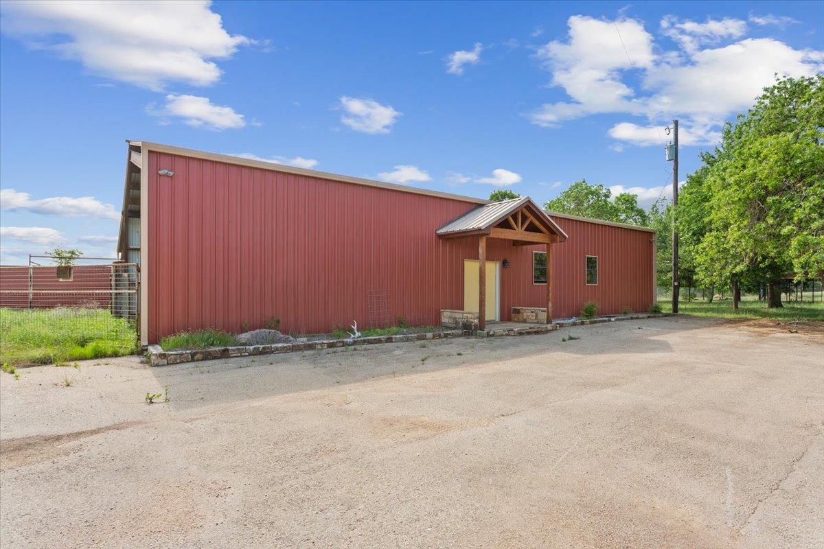 4170 Elm Grove Rd Property Photo 11