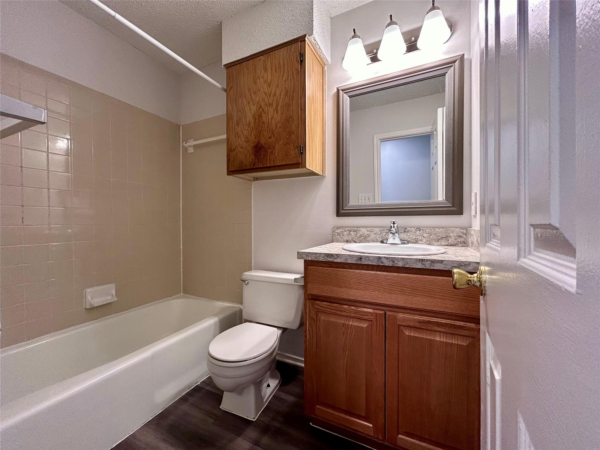 9212 Kempler Dr #a Property Photo 9