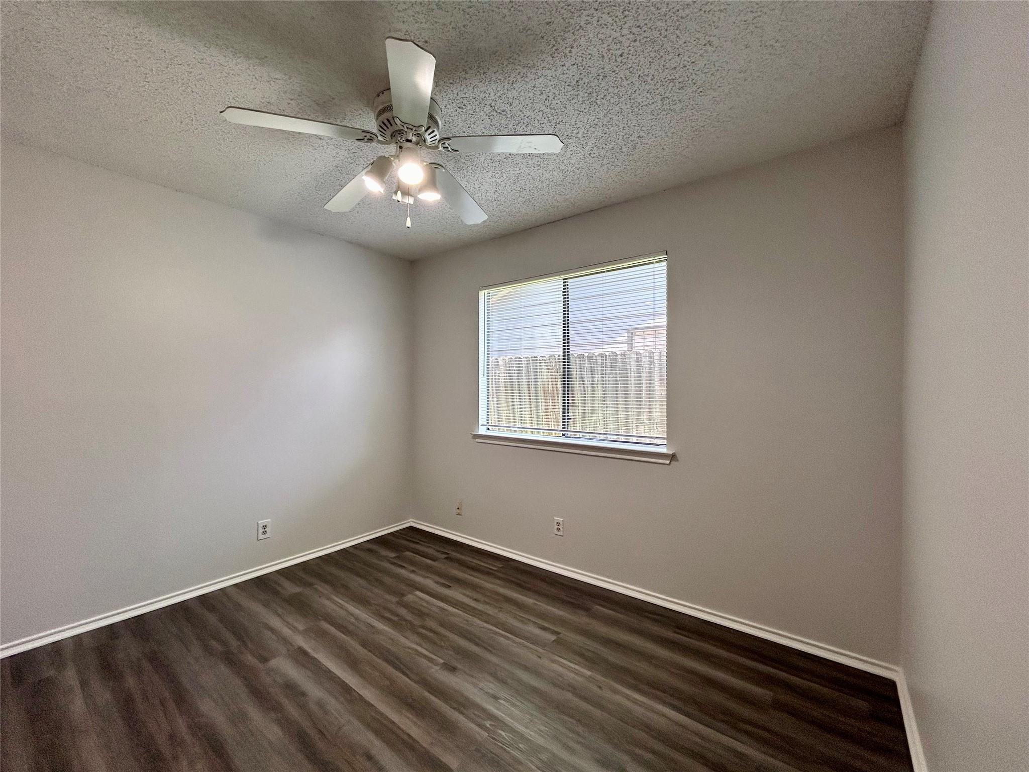 9212 Kempler Dr #a Property Photo 11