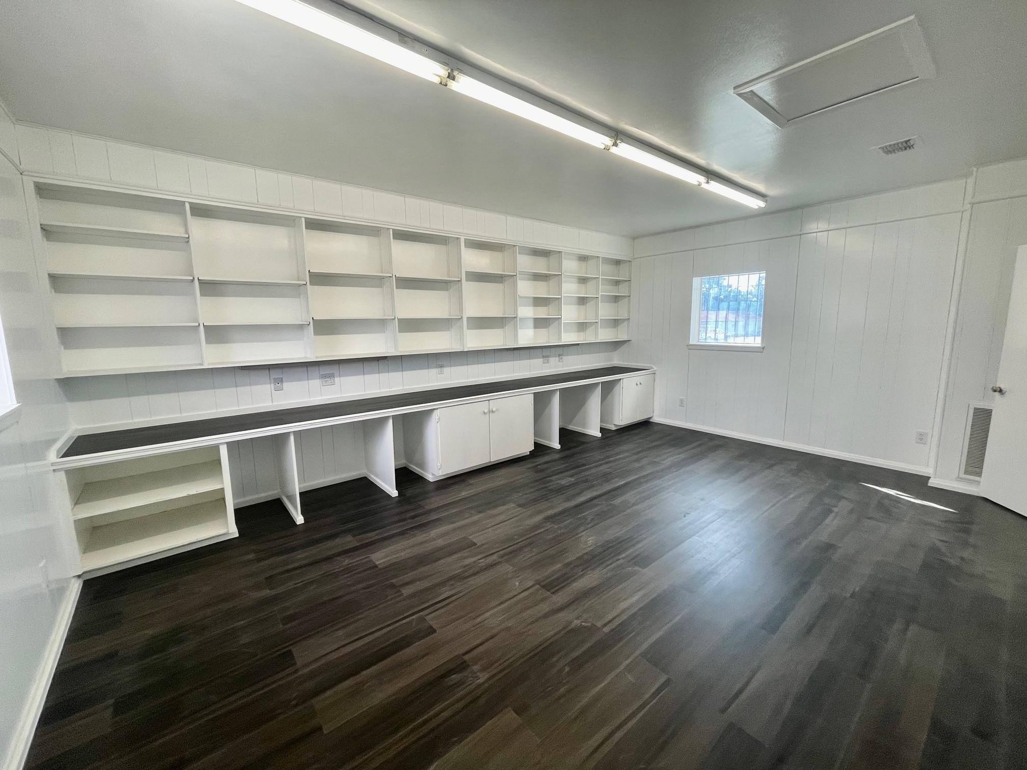 200 W New Braunfels St Property Photo 14