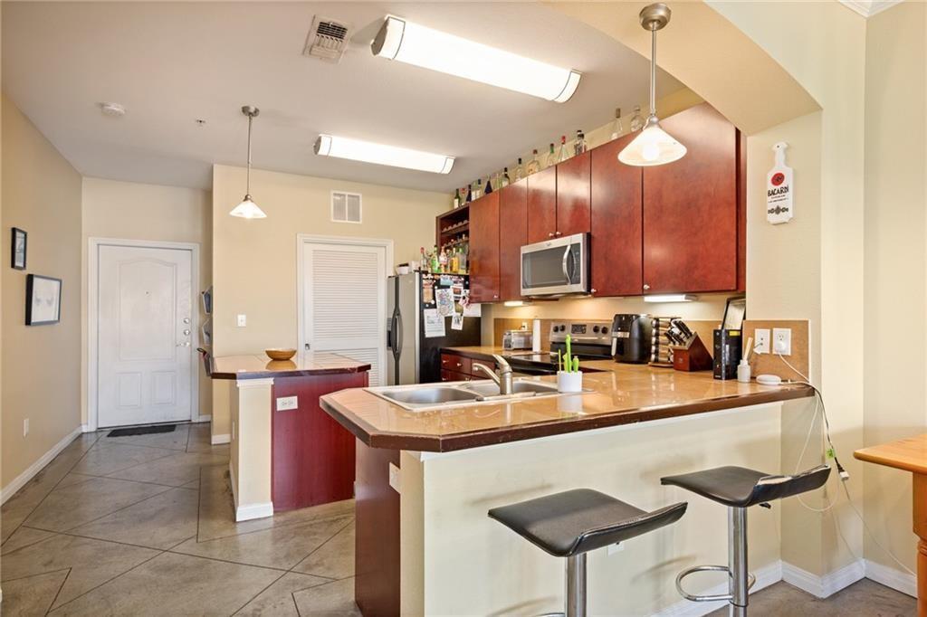 2505 San Gabriel St #402 Property Photo 24