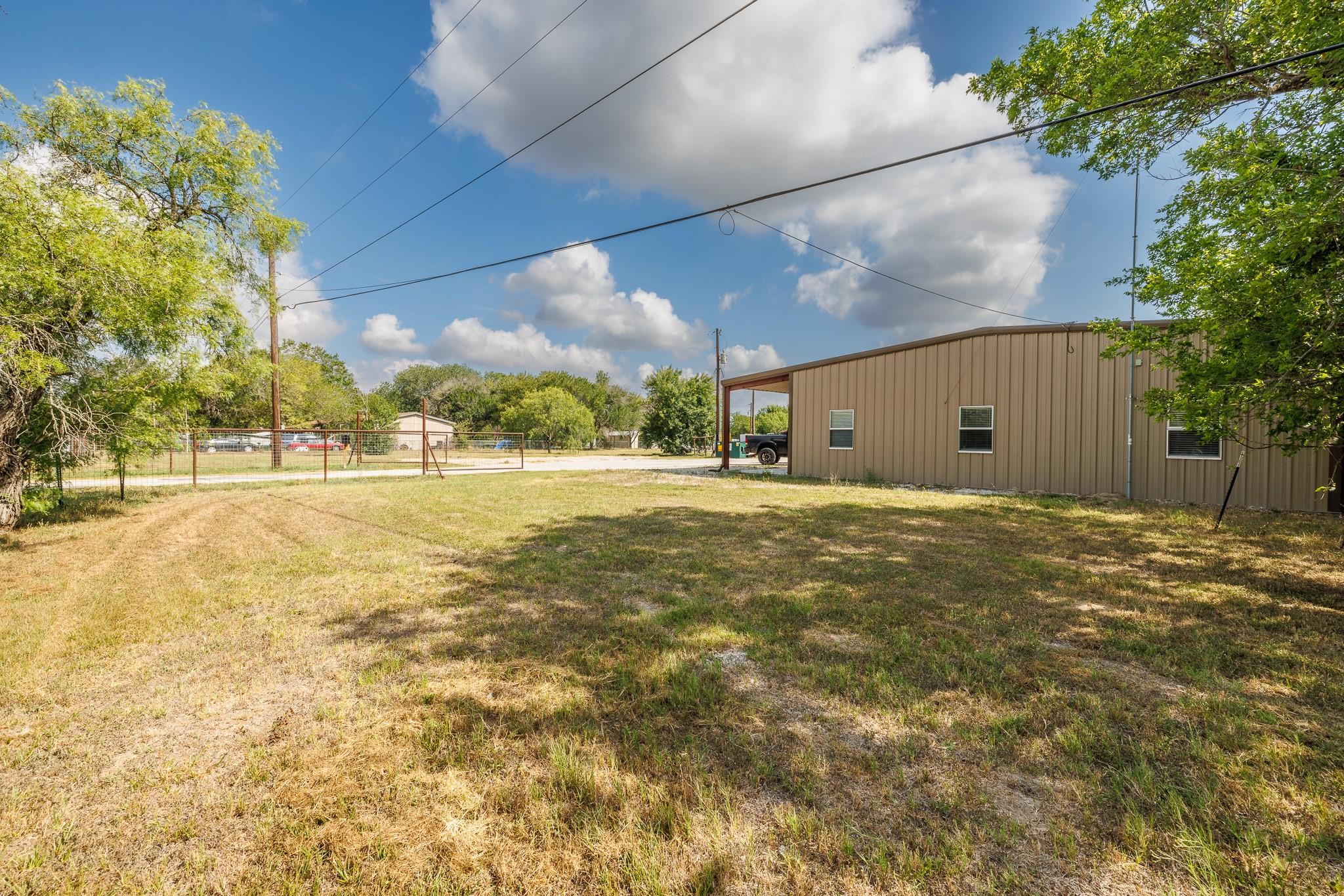 4588 Us Highway 90a Highway Property Photo 5