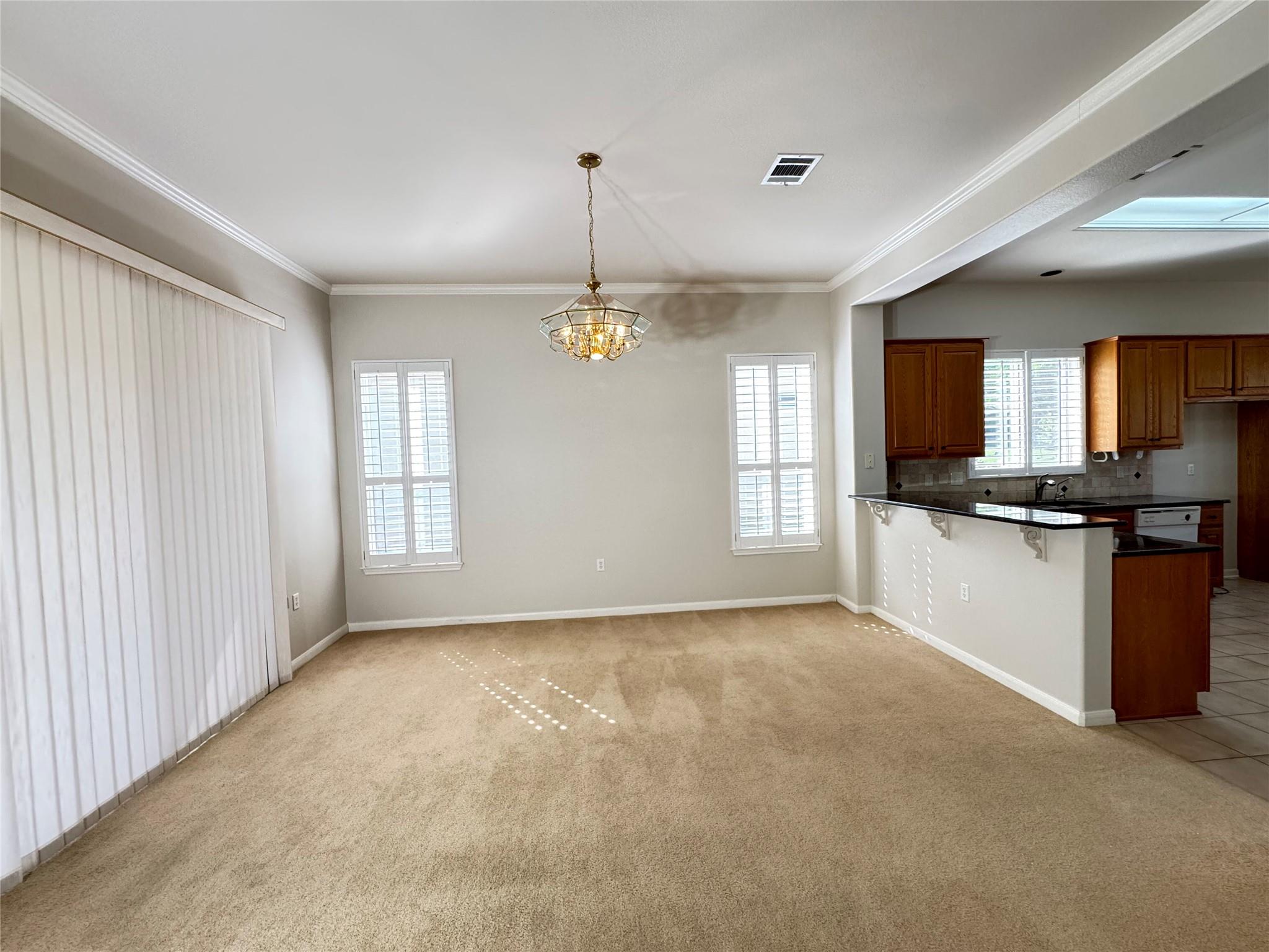 130 Crepe Myrtle Ln Property Photo 6