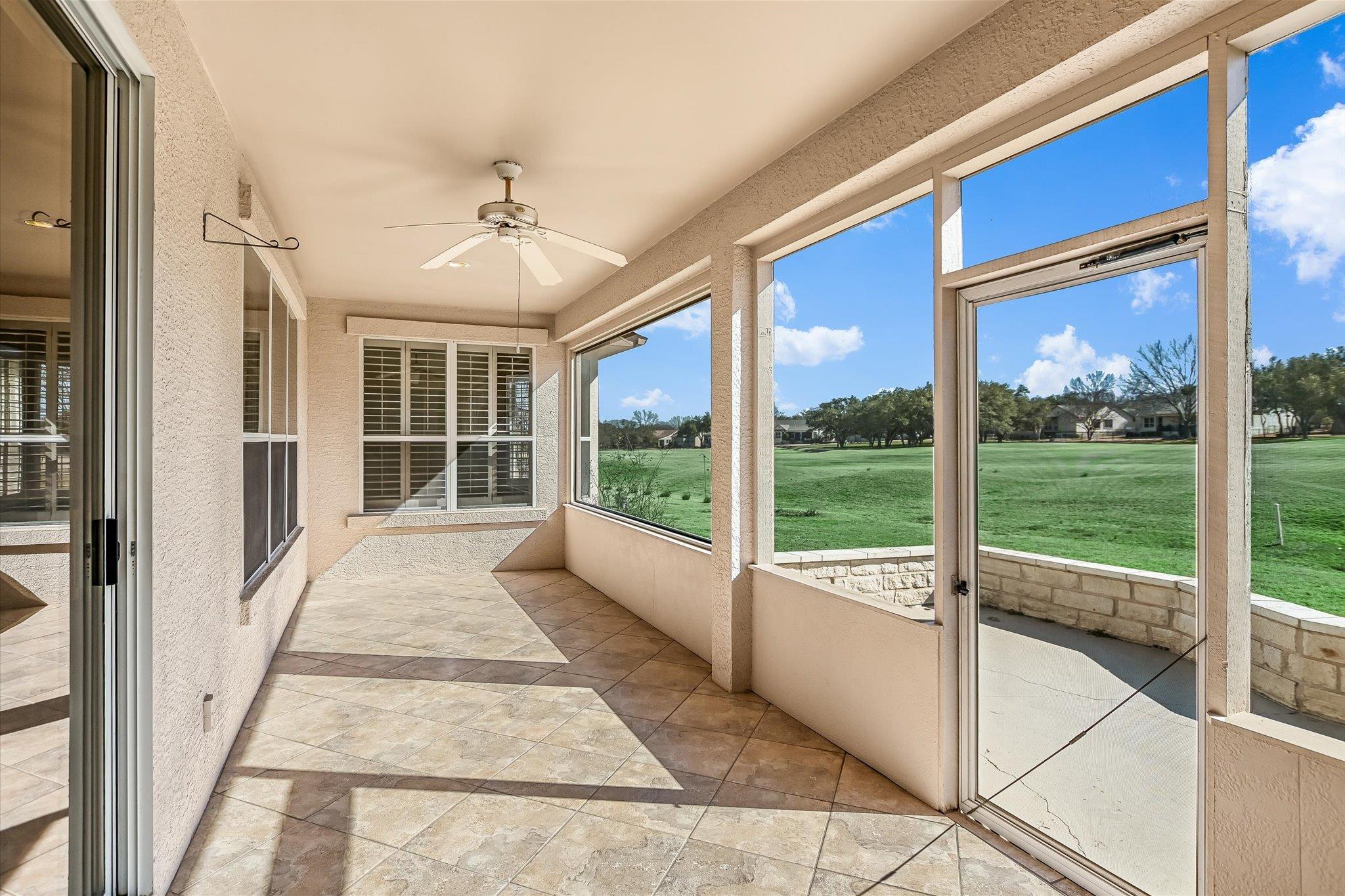 130 Crepe Myrtle Ln Property Photo 17