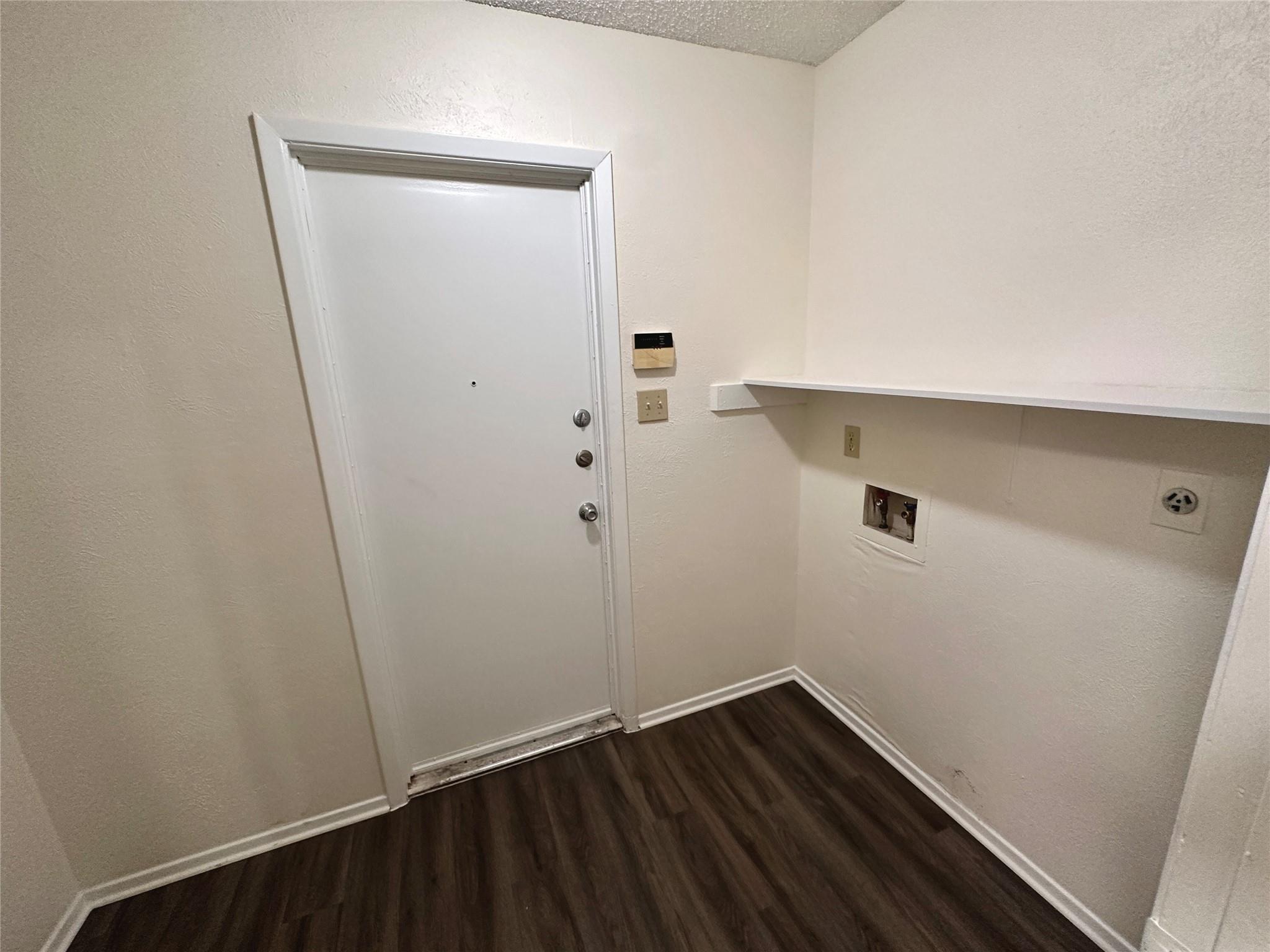 10400 Broken Shoe Trl Property Photo 17