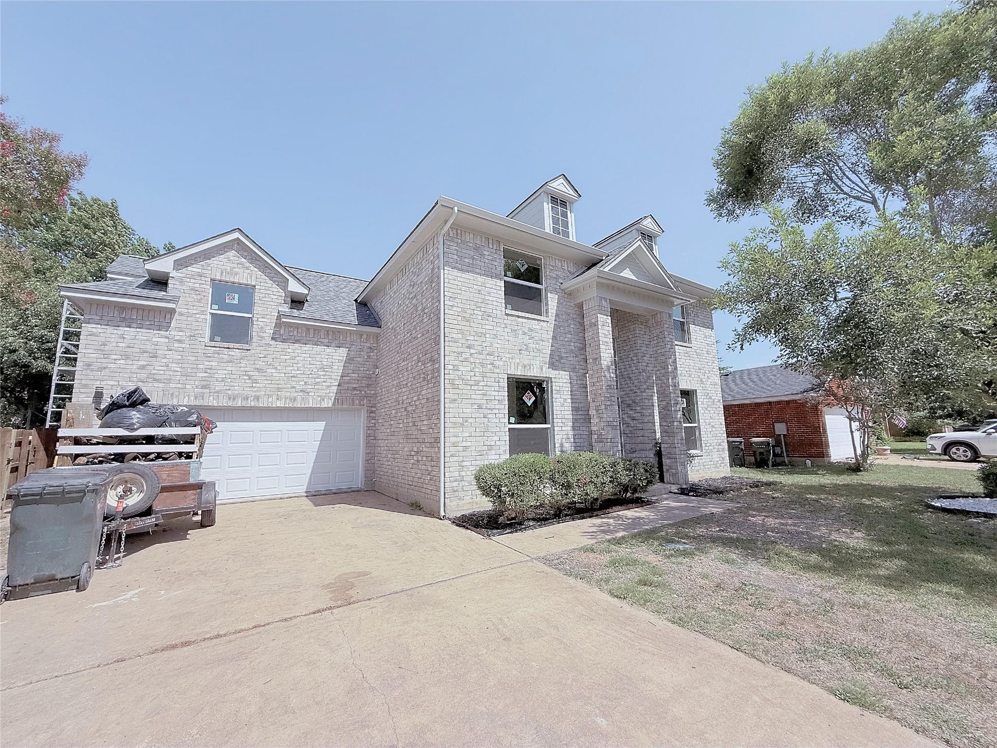 16403 Spotted Eagle Dr Property Photo 2