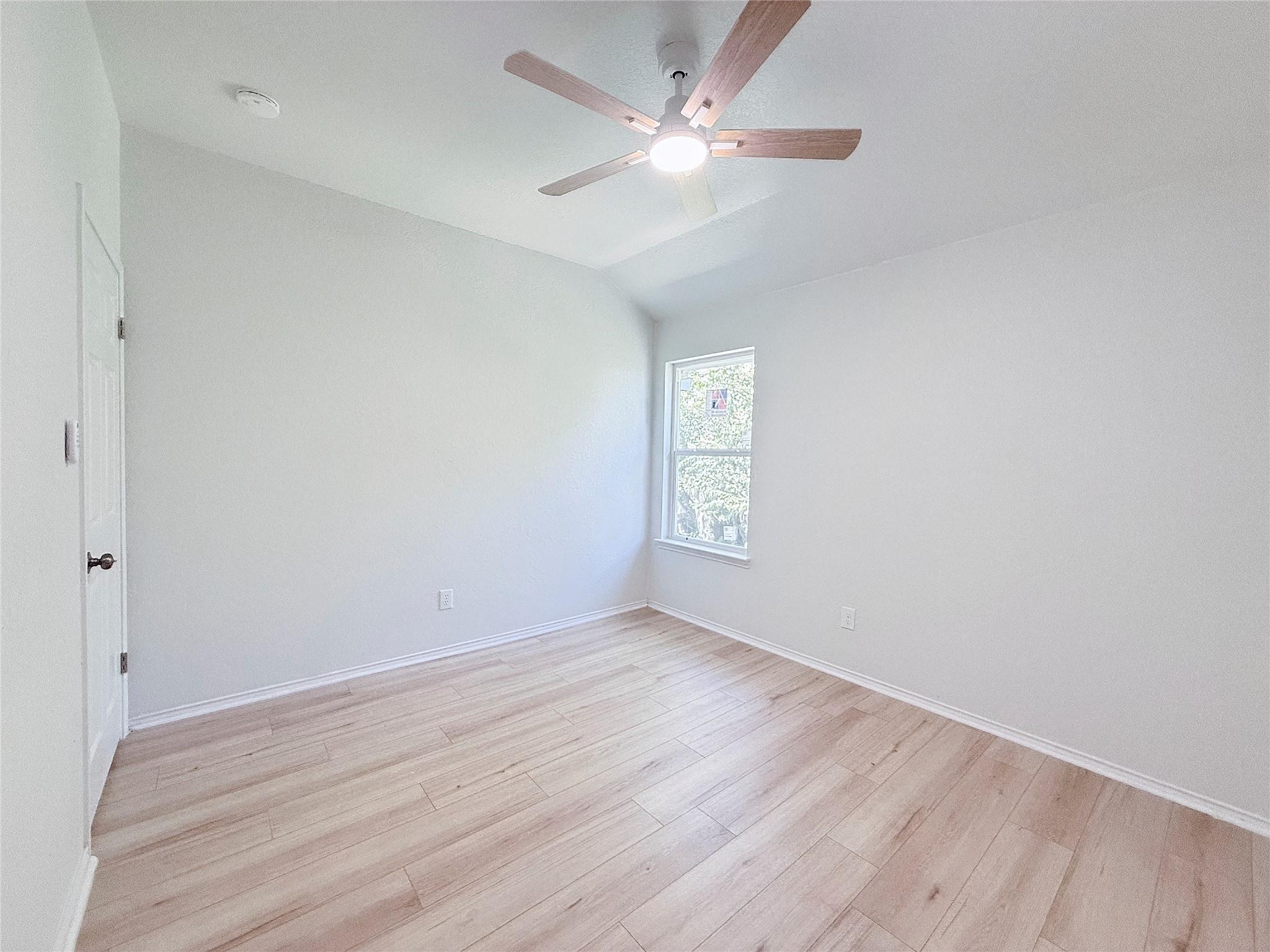 16403 Spotted Eagle Dr Property Photo 16