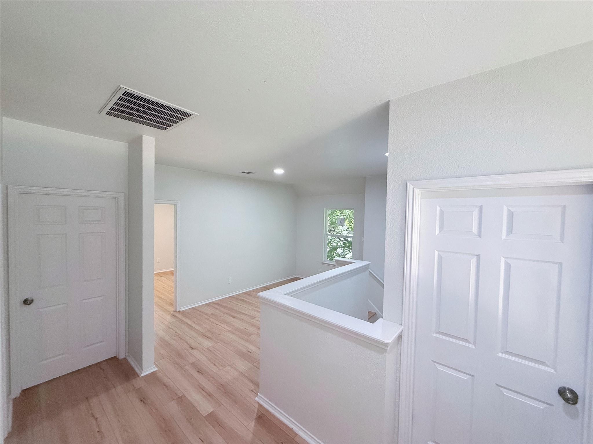 16403 Spotted Eagle Dr Property Photo 20