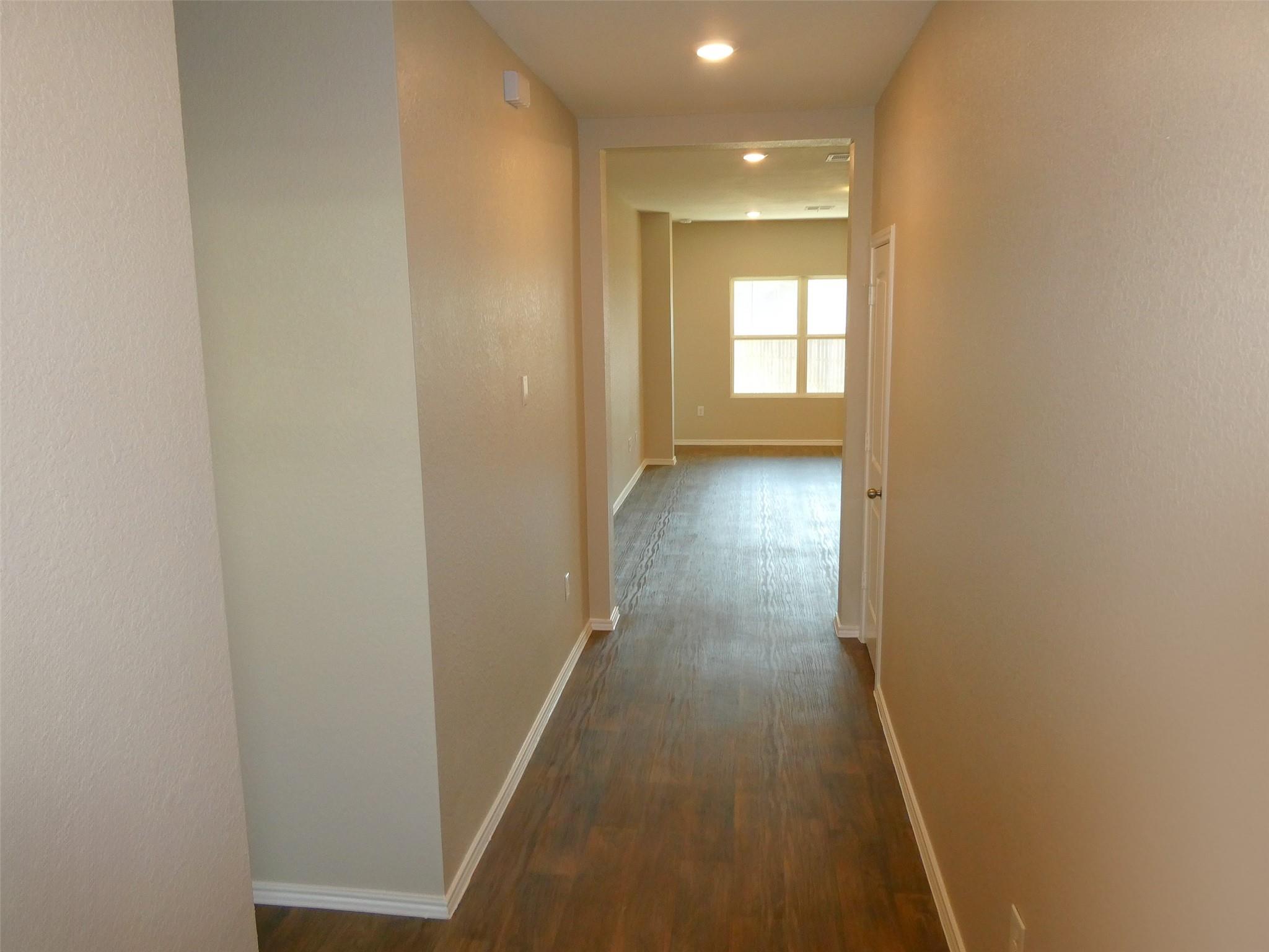6009 Roderick Dr Property Photo 9