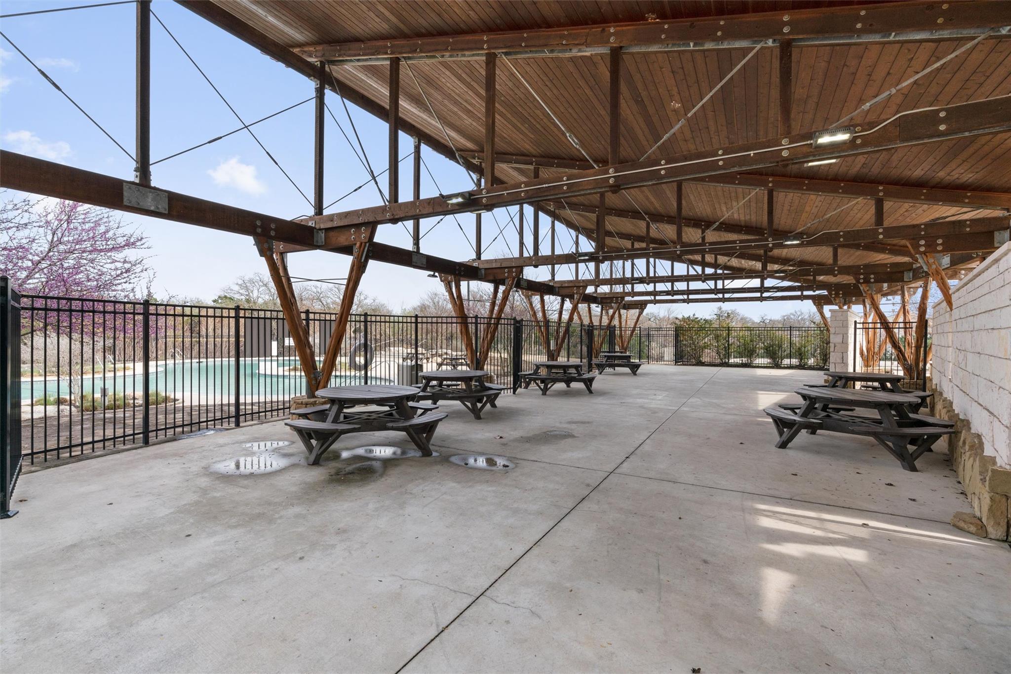108 Rio Ranchero Rd Property Photo 40