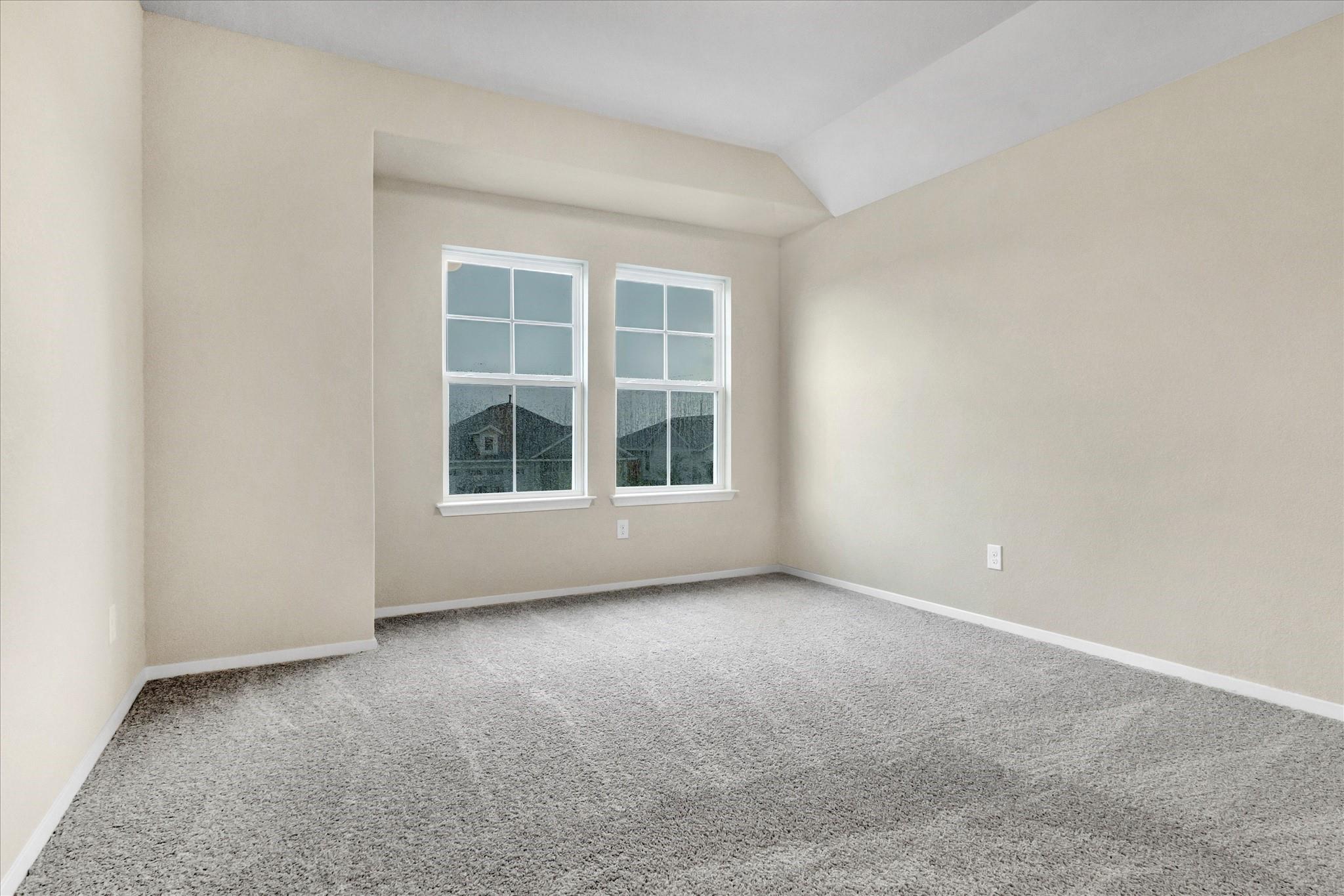 135 Lyndon Dr Property Photo 10