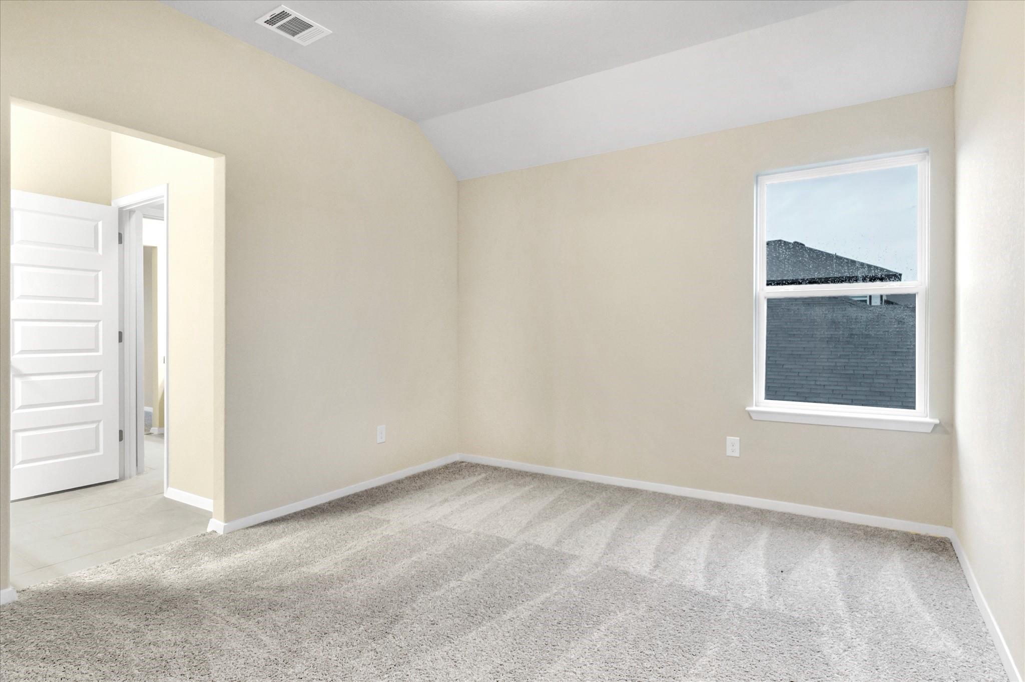 135 Lyndon Dr Property Photo 12