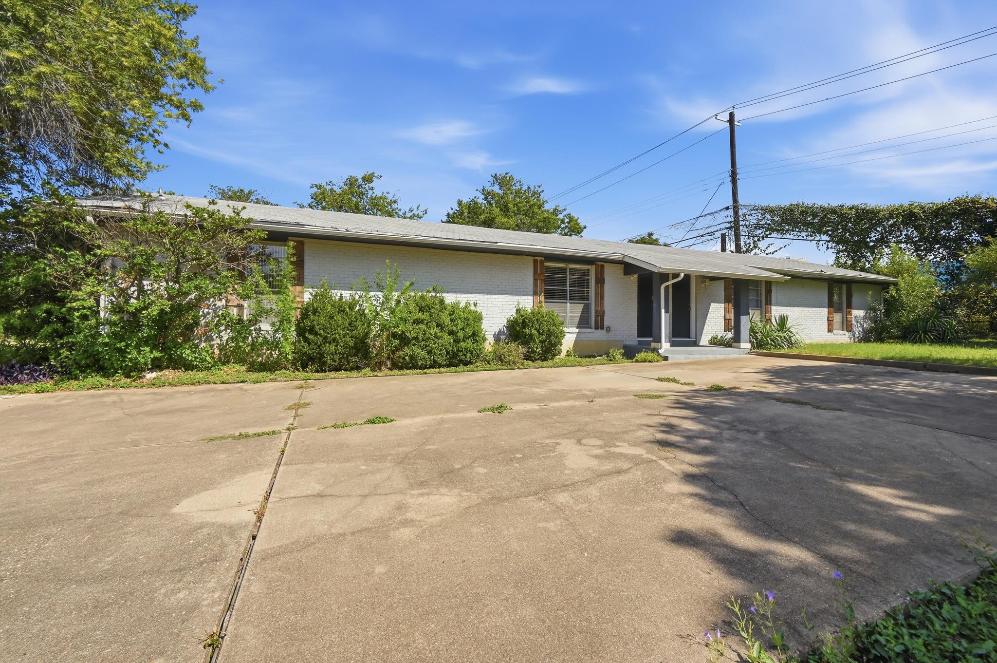 2712 Saint Edwards Cir #b Property Photo 19