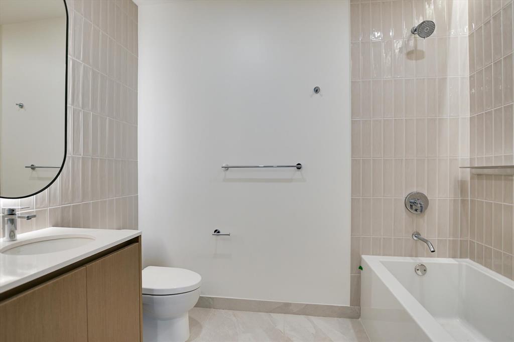 610 Davis St #2708 Property Photo 12