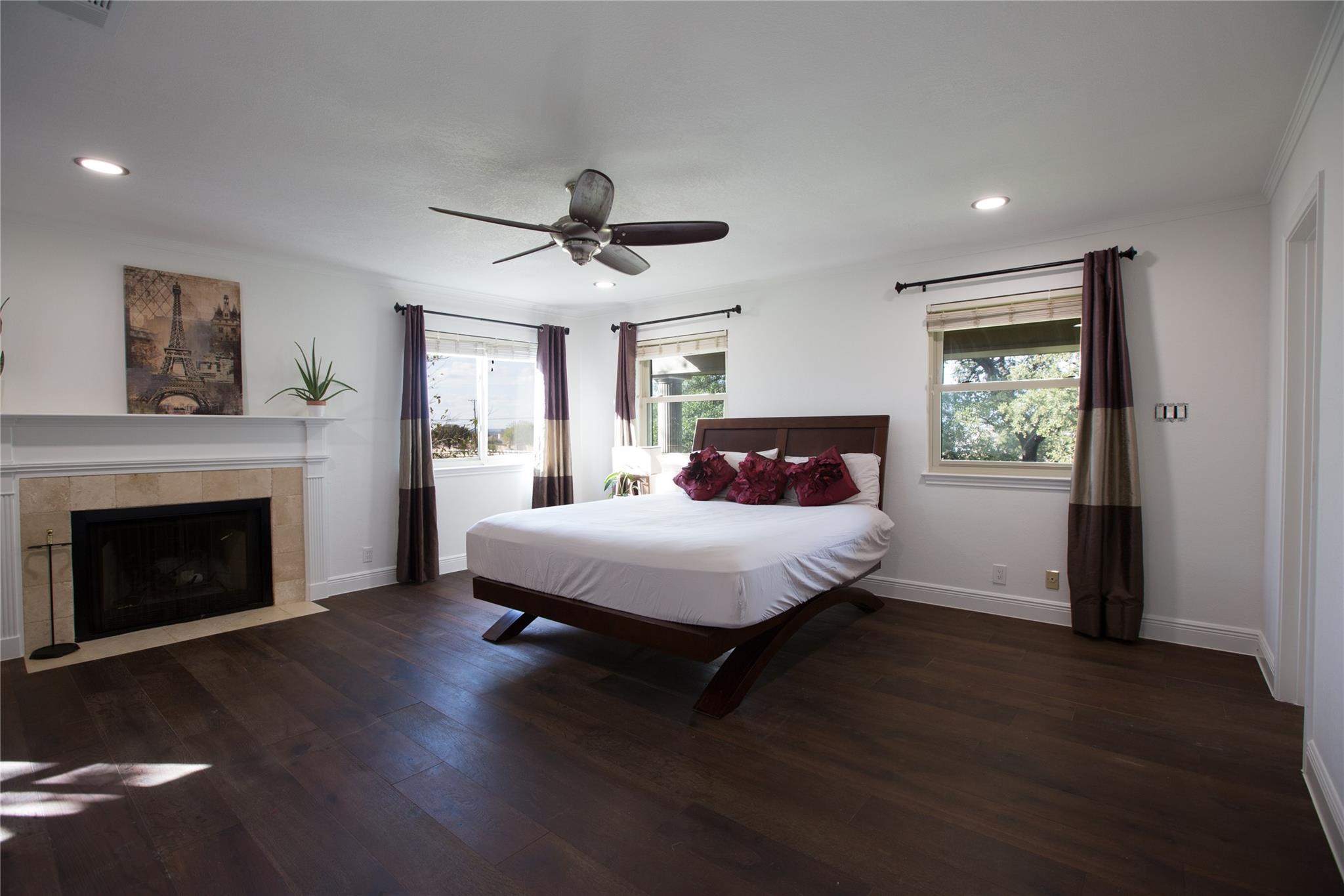 5789844 Property Photo 6
